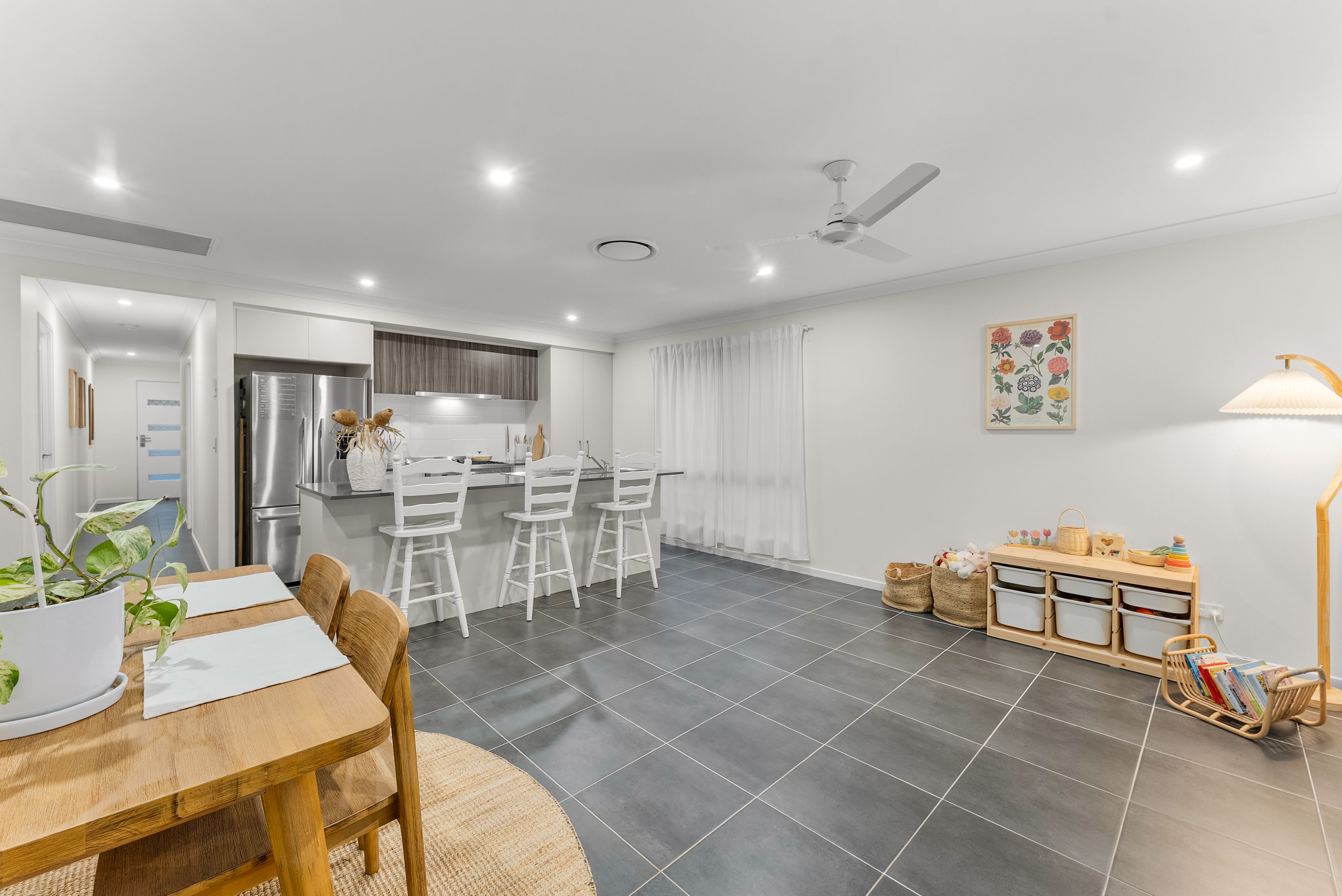 22 Majestic Avenue — photo 6 of 30
