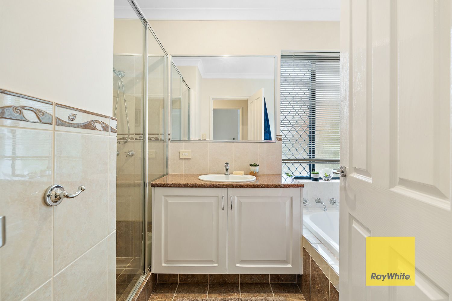 364D Hardey Road — photo 10 of 18