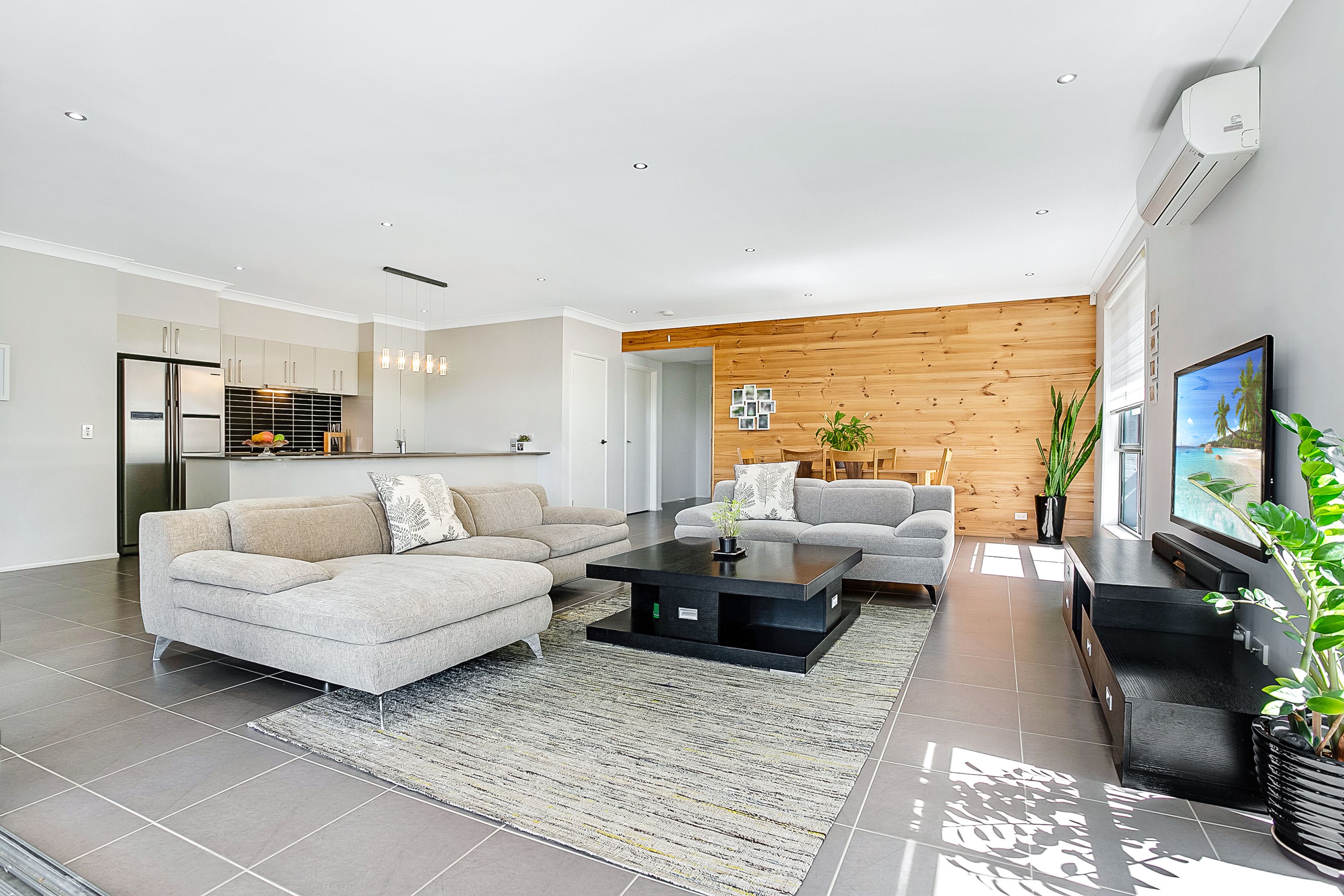17 Jessie Street, Middleton Grange, NSW 2171