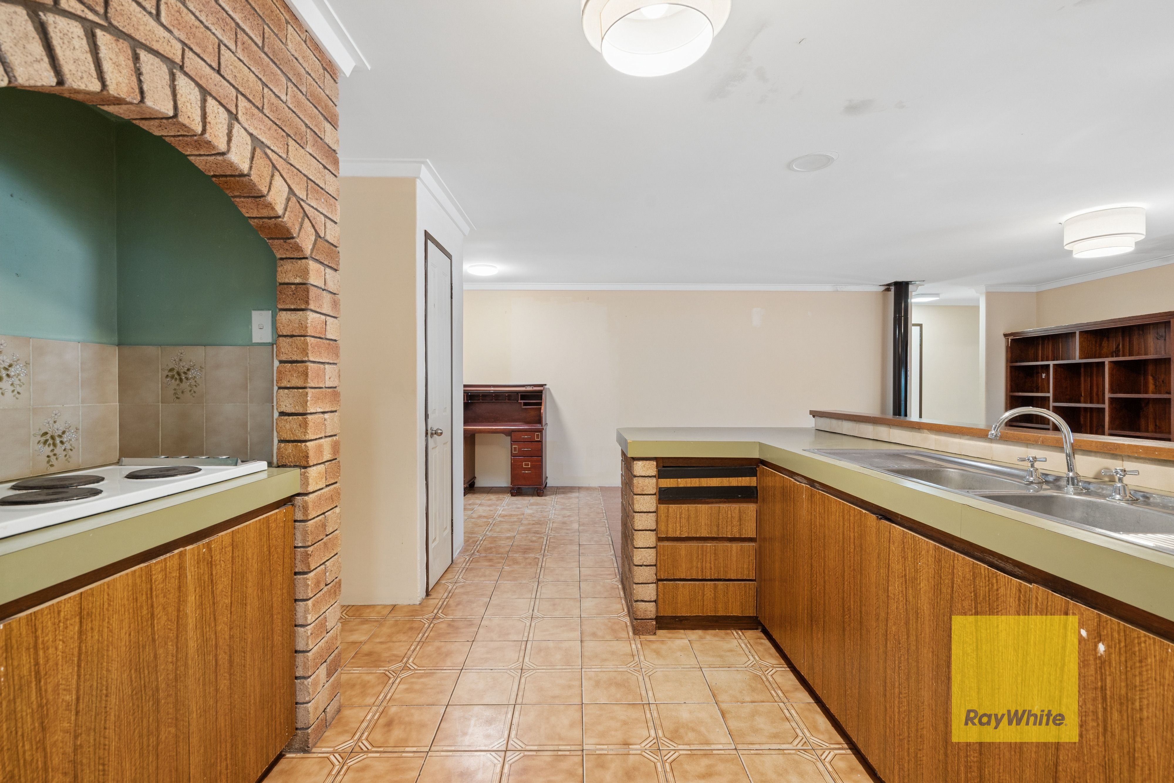 22 Miller Street — photo 3 of 30
