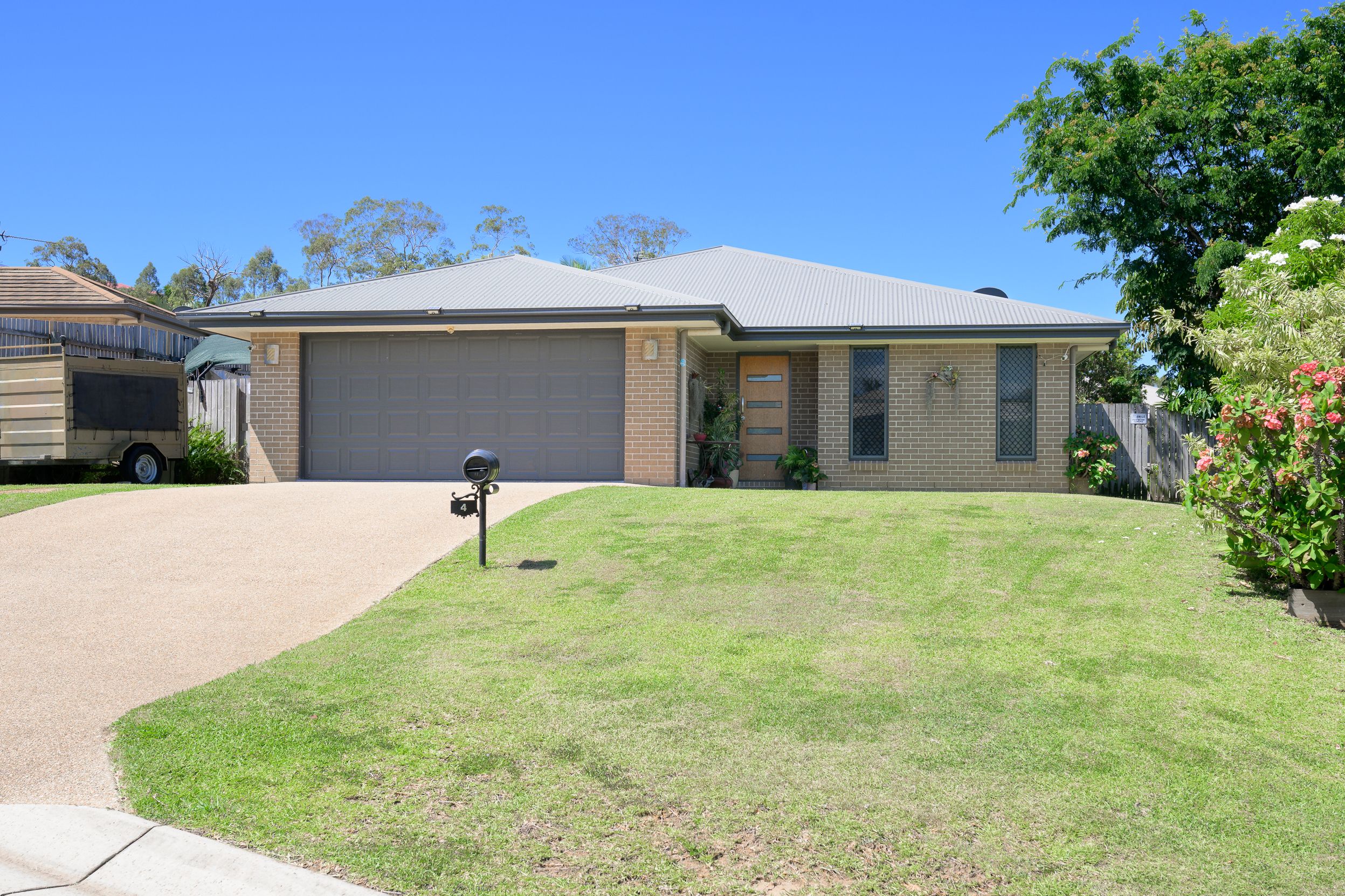 4 Markowitz Place, Kirkwood QLD 4680