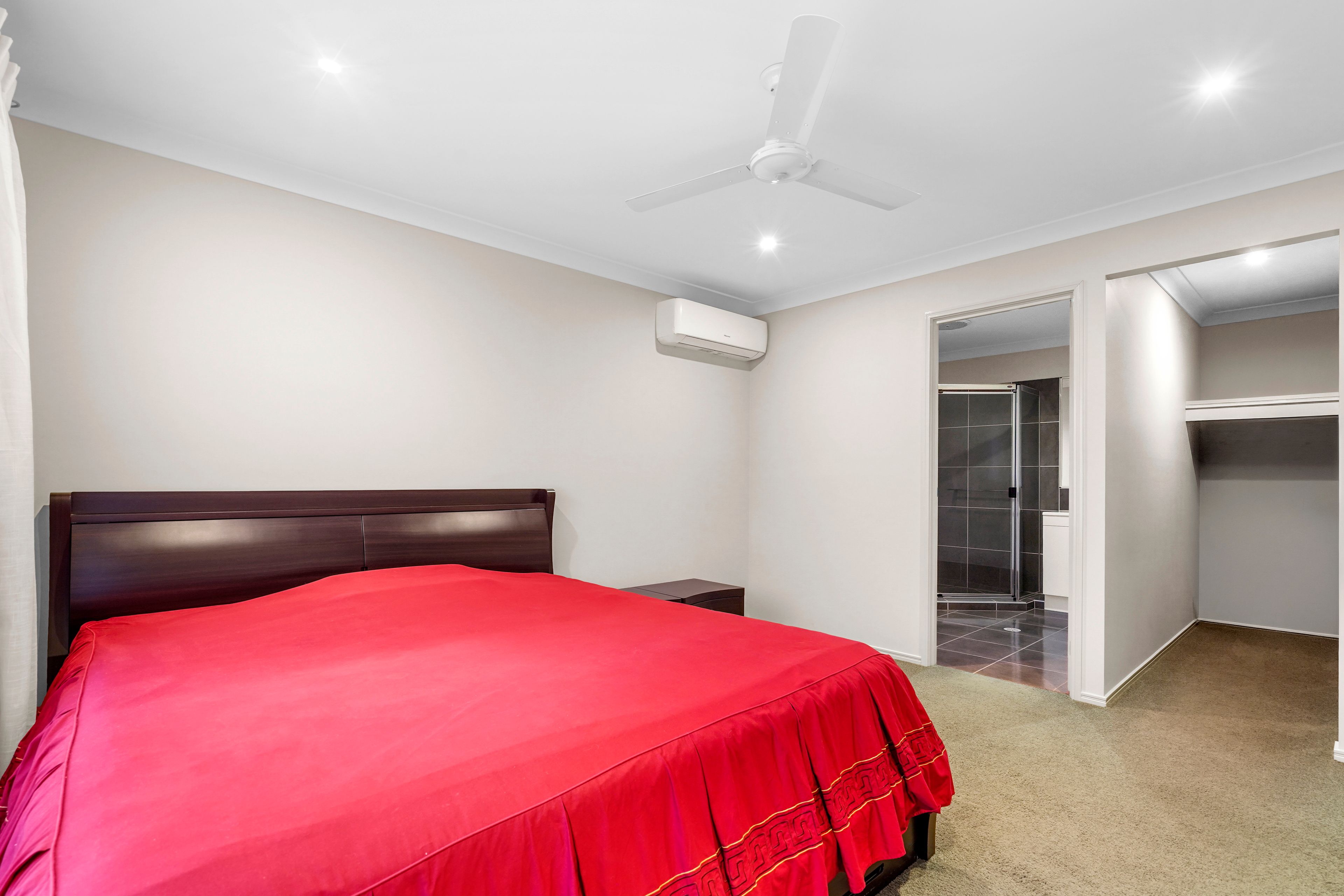 20 Kingsburgh Street — photo 7 of 15