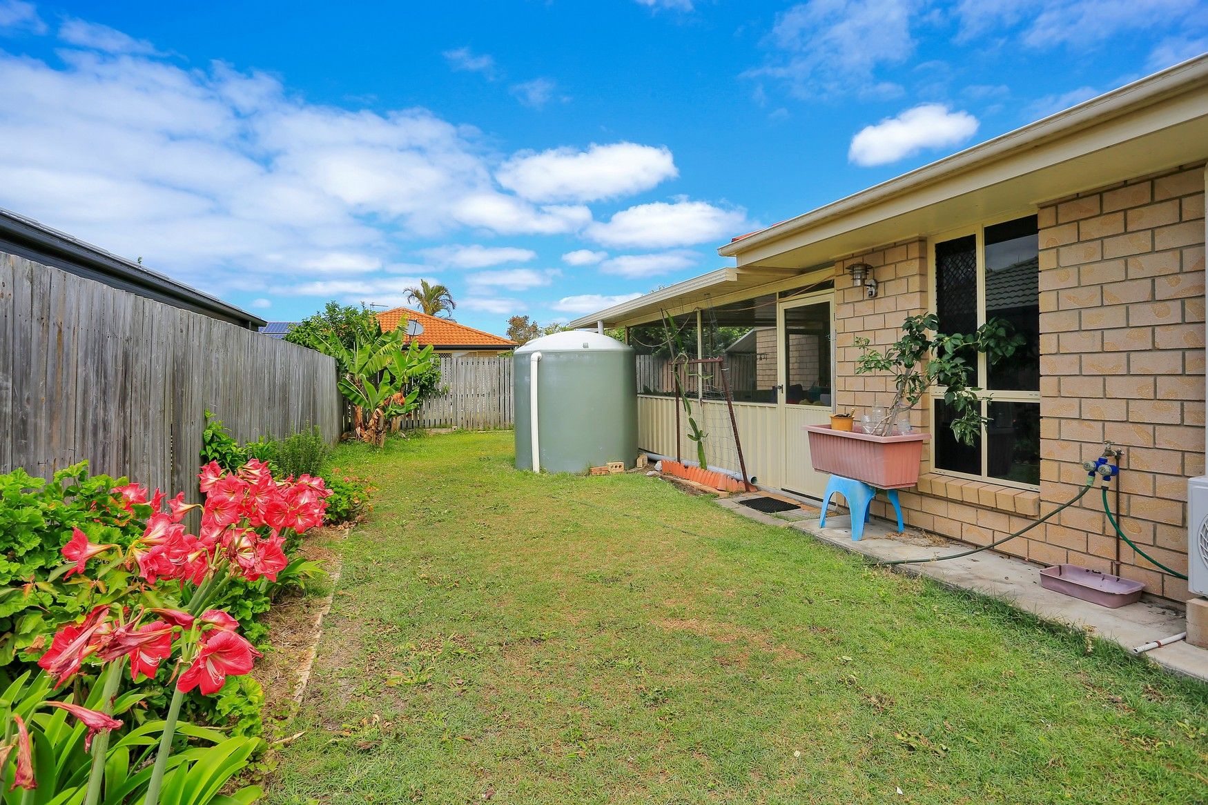 10 Wyuna Court, Urangan, QLD 4655