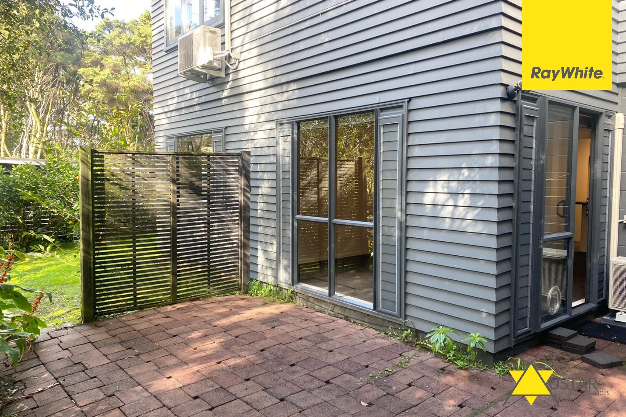 2/196 Old Titirangi Road, Titirangi, Waitakere City