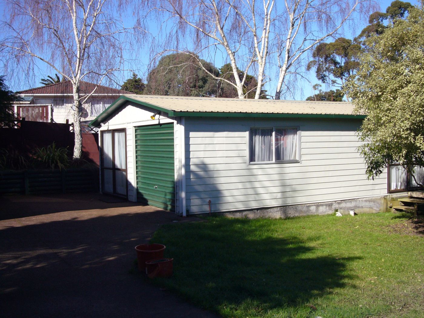 8 Albemarle Place, Massey, Waitakere City