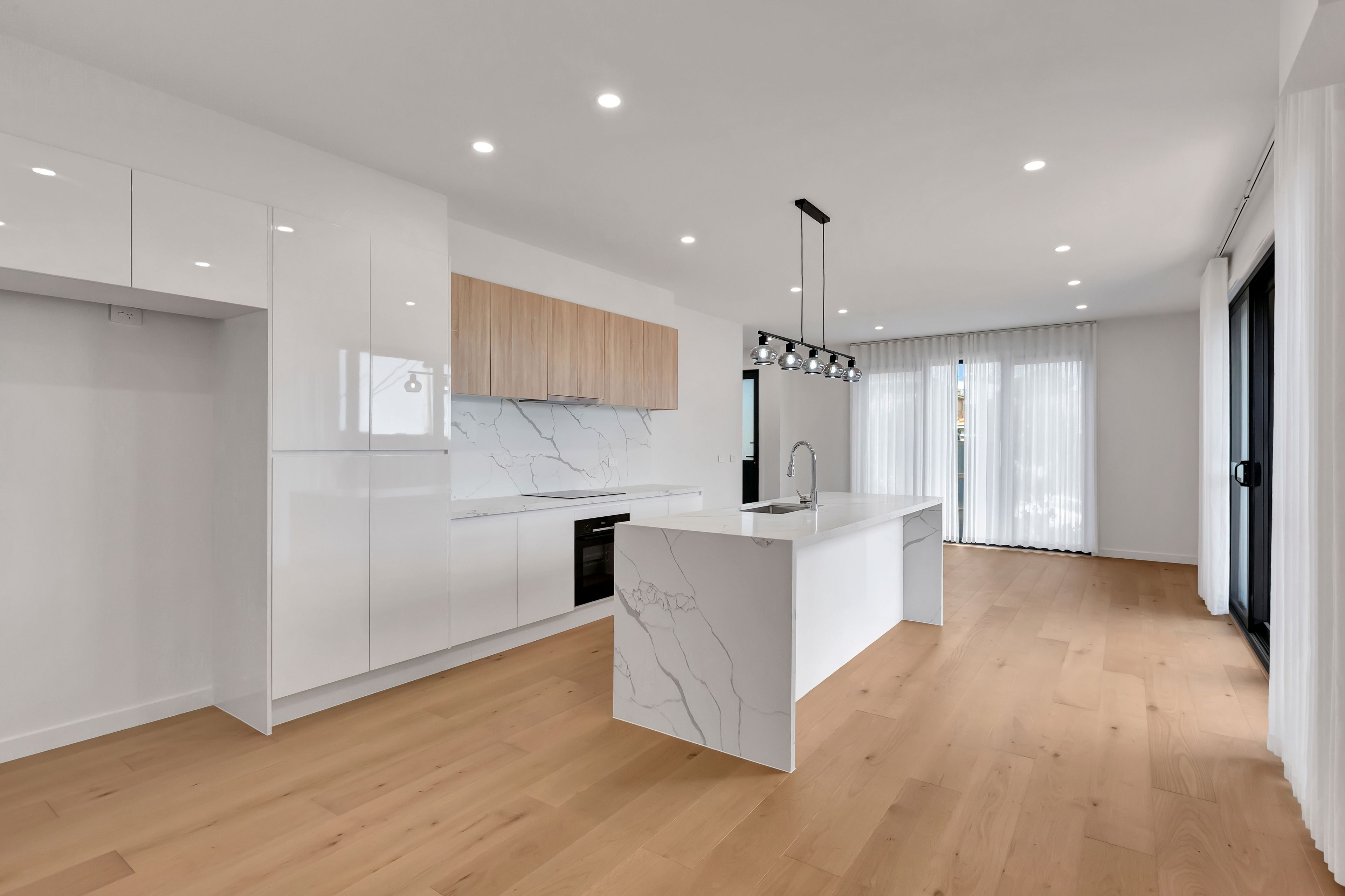 416E Gaffney Street — photo 4 of 10