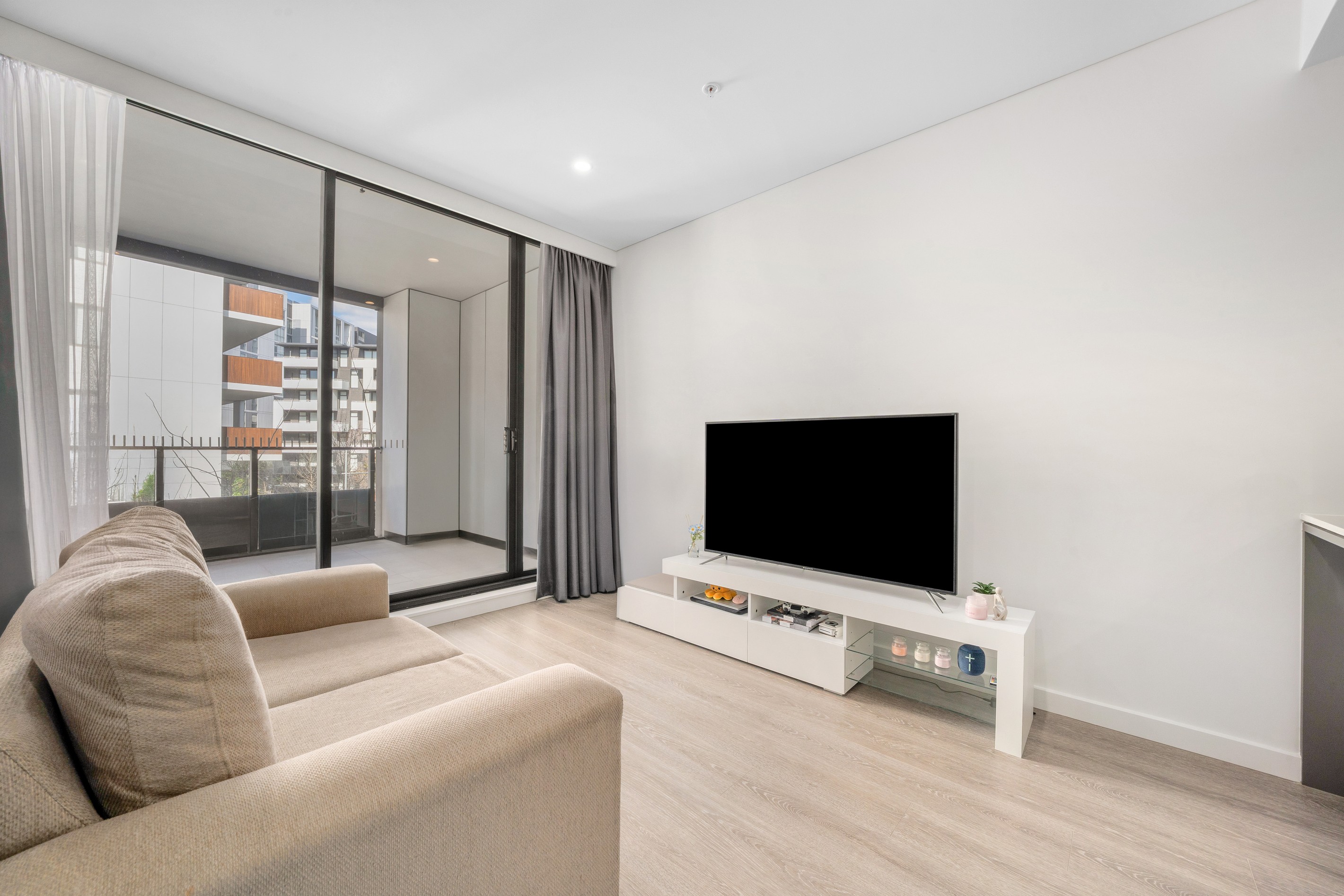 218/26A Lord Sheffield Circuit, Penrith, NSW 2750