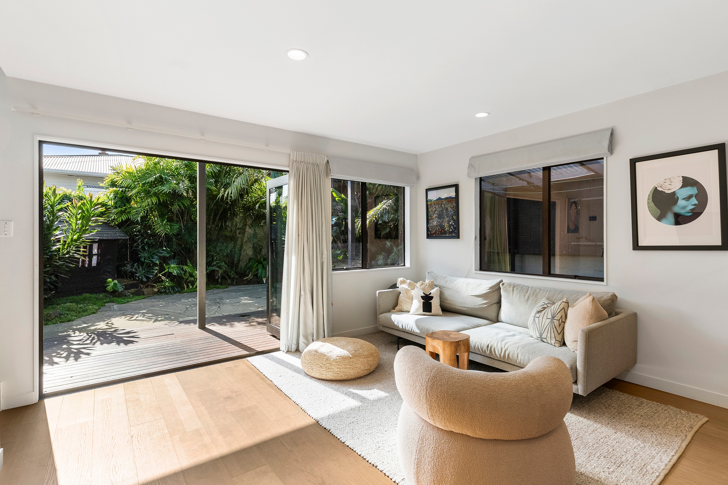 8 Raymond Street, Point Chevalier, Auckland City