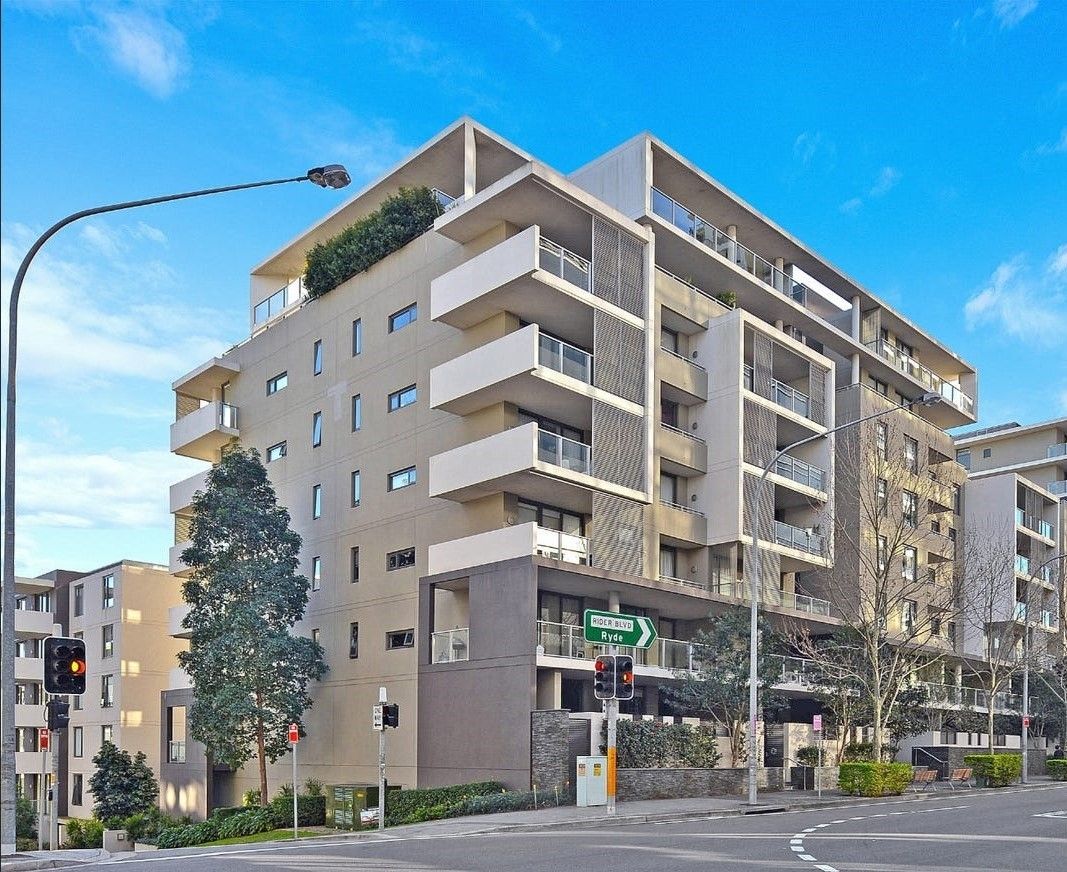 76 Rider Boulevard, Rhodes NSW 2138