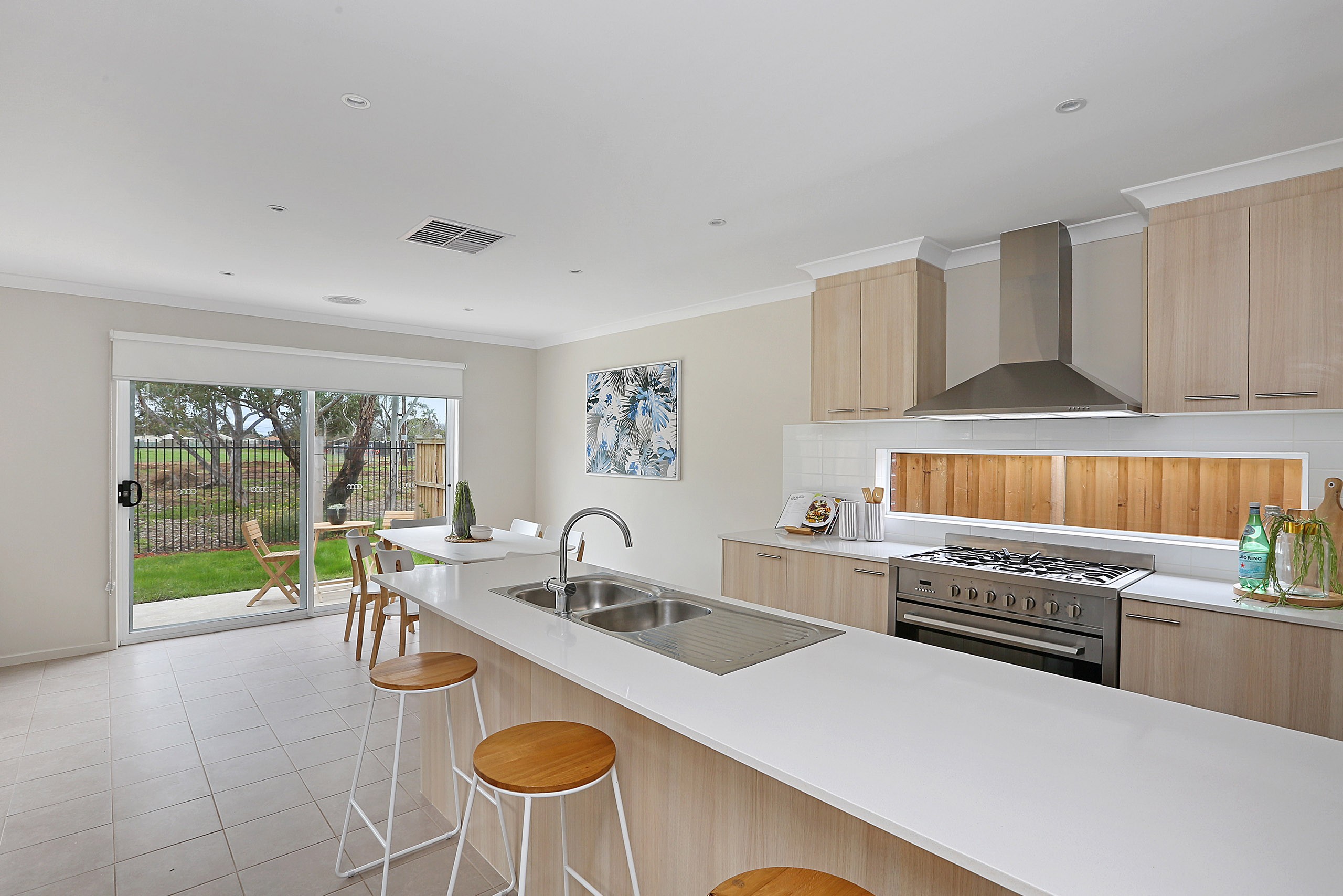34 Yellow Avenue, Lara, VIC 3212