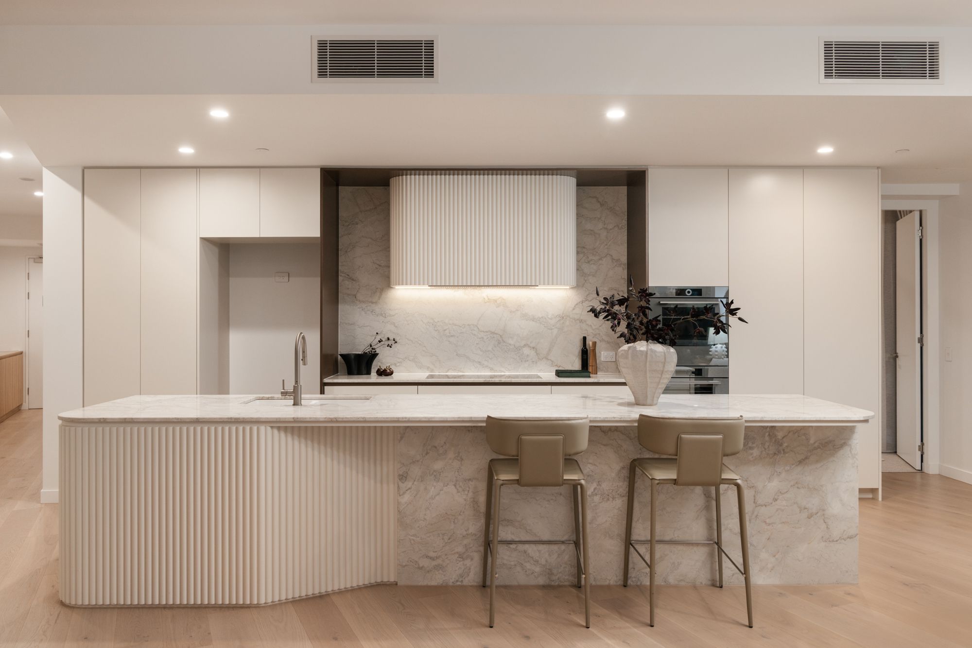 10203/600 Coronation Drive, Toowong, QLD 4066