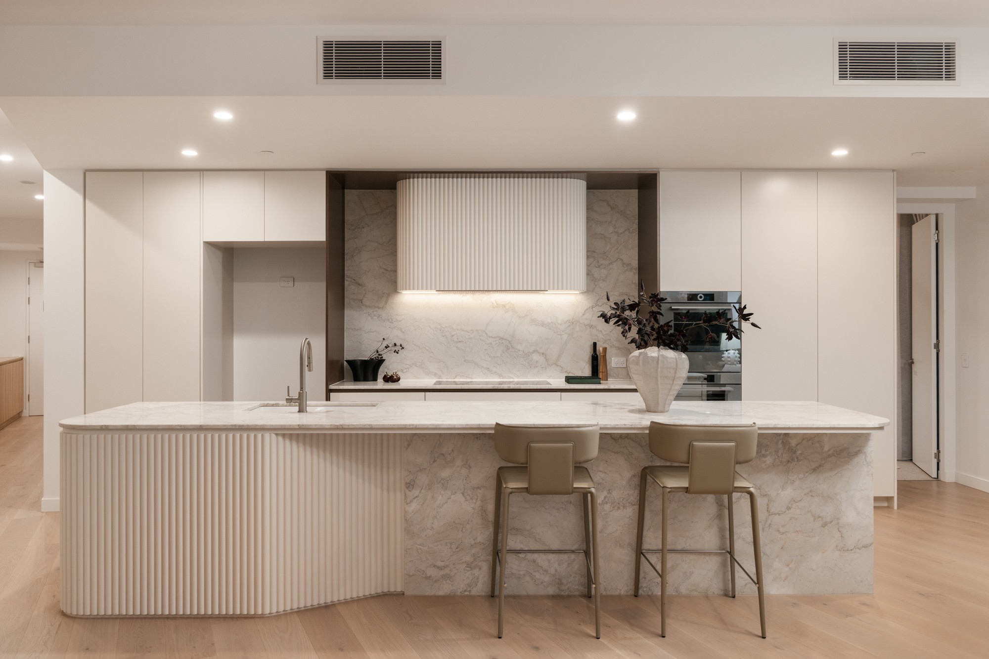 10203/600 Coronation Drive, Toowong, QLD 4066