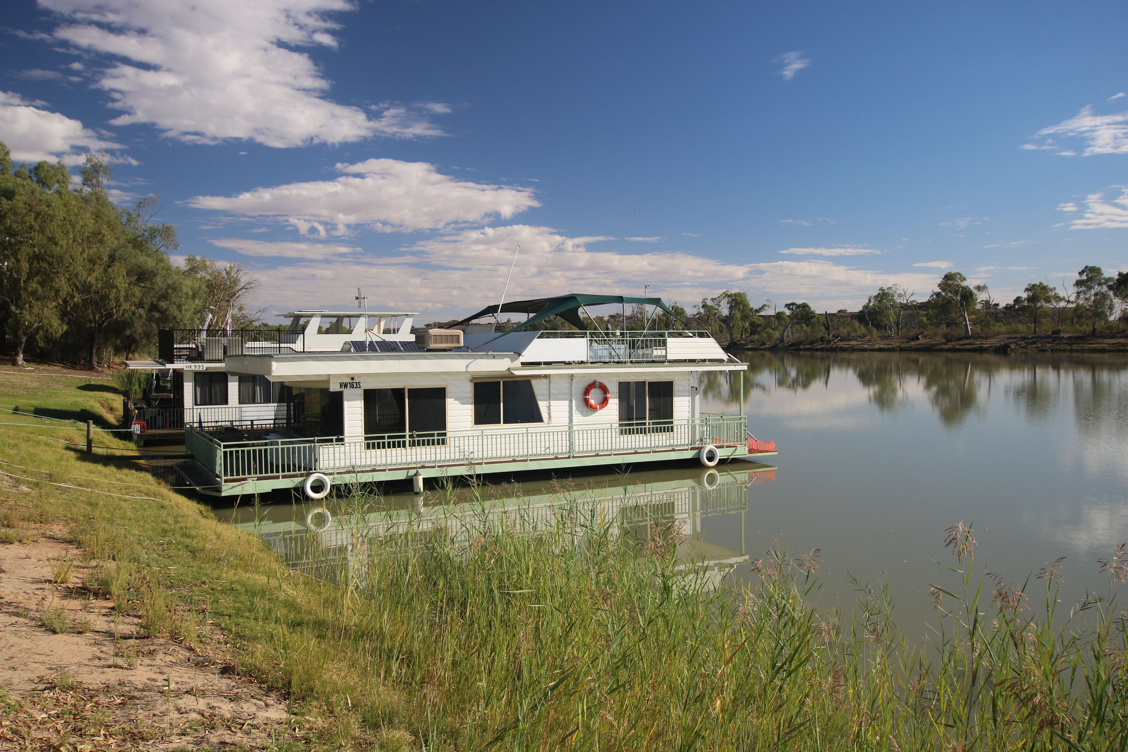 Mooring 37 Leonard Norman Drive, Waikerie, SA 5330