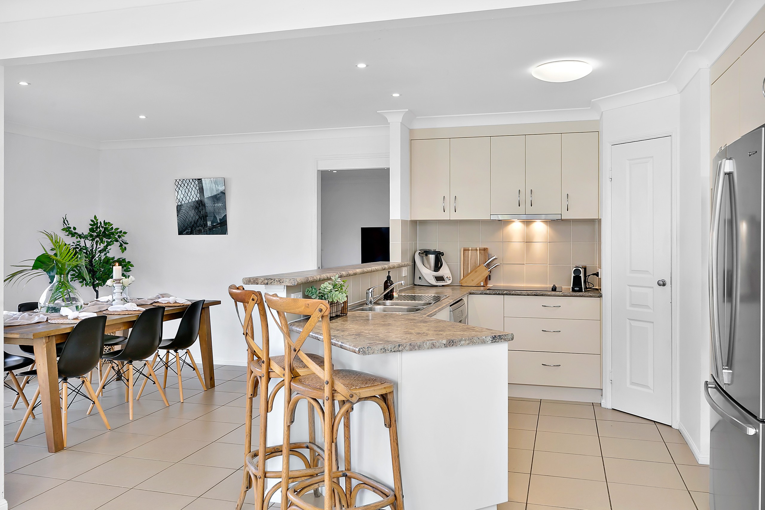 2 Lamb Close, Victoria Point, QLD 4165