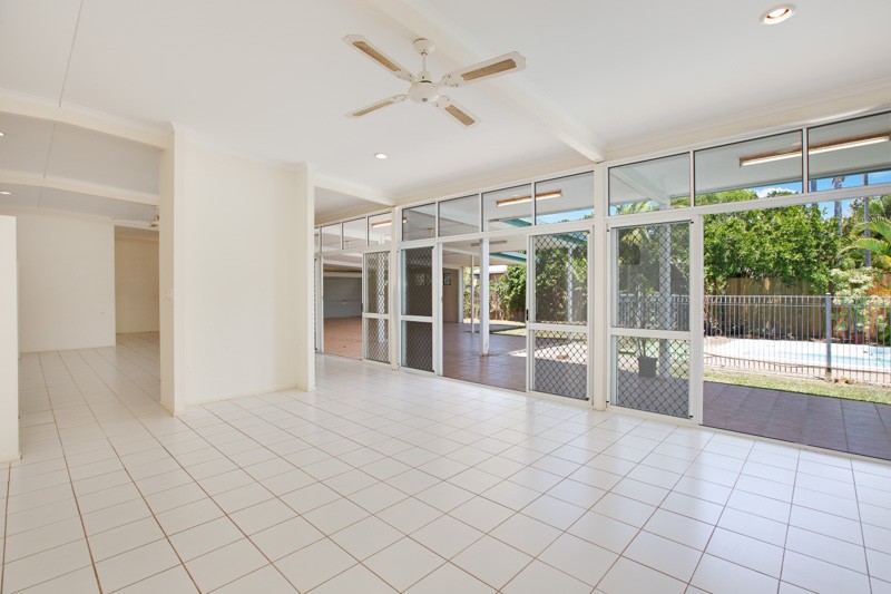 160 Trinity Beach Road, Trinity Beach, QLD 4879