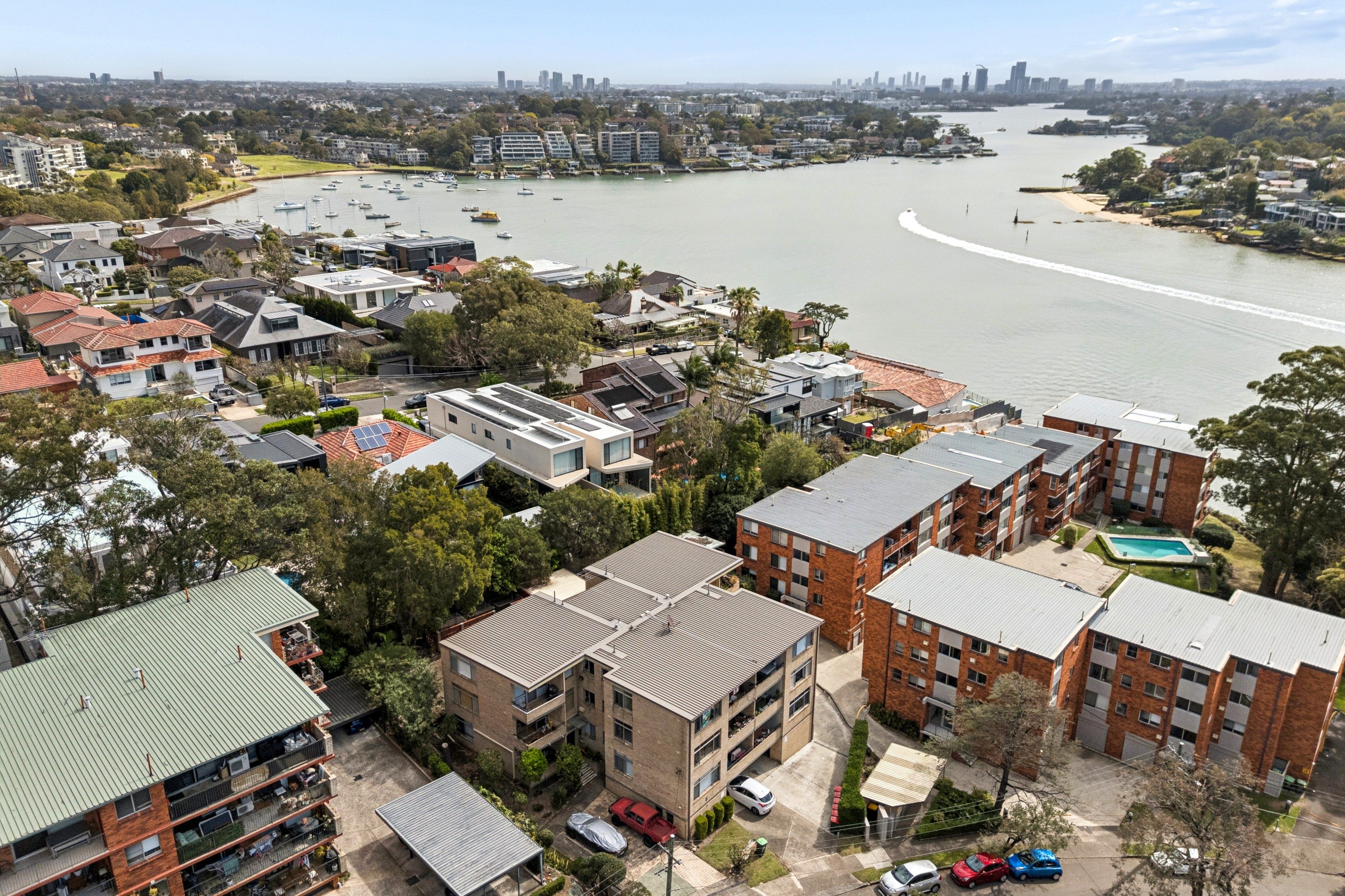 6/5 Bortfield Drive — photo 3 of 11