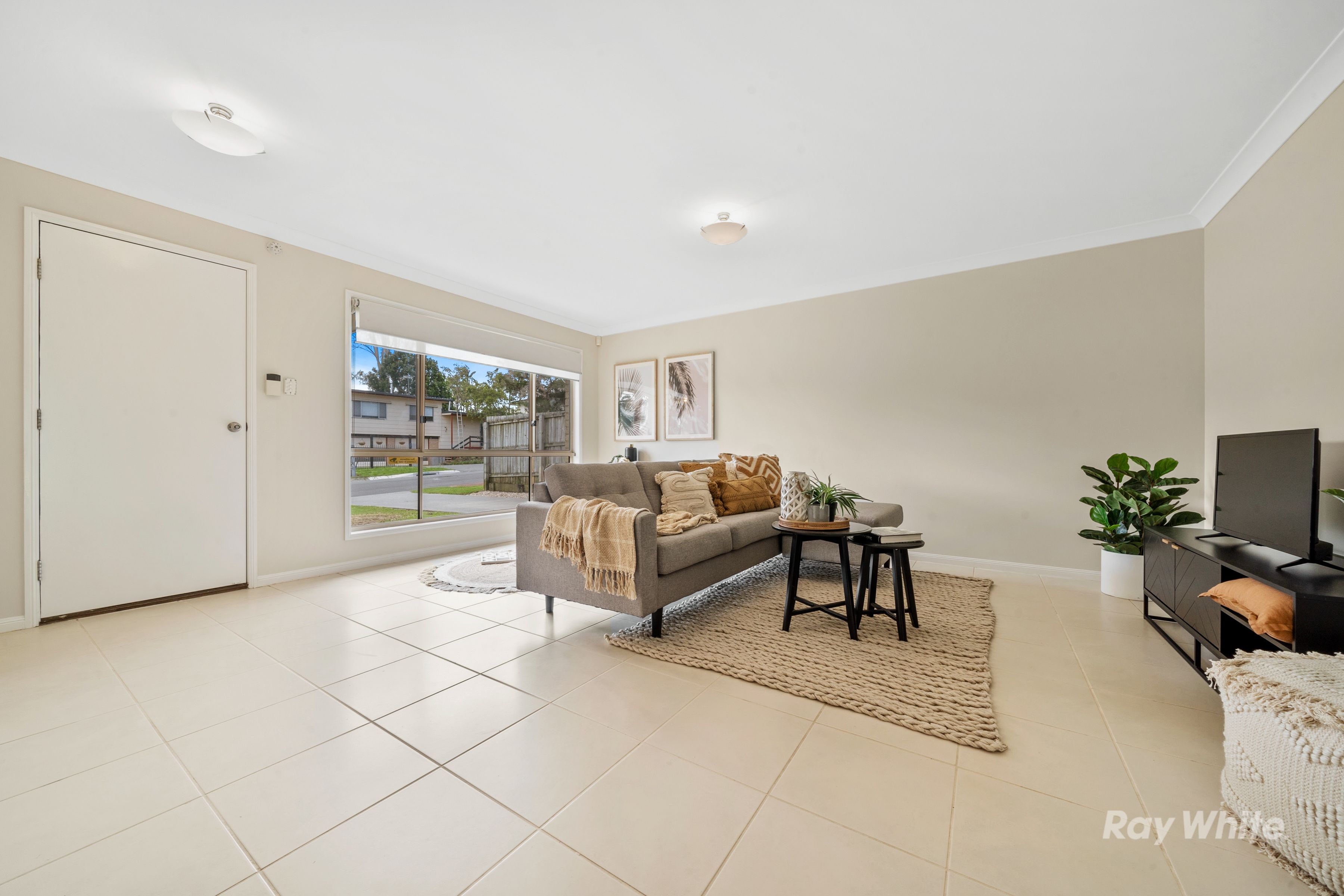10 Fawcett Street, Kingston, QLD 4114