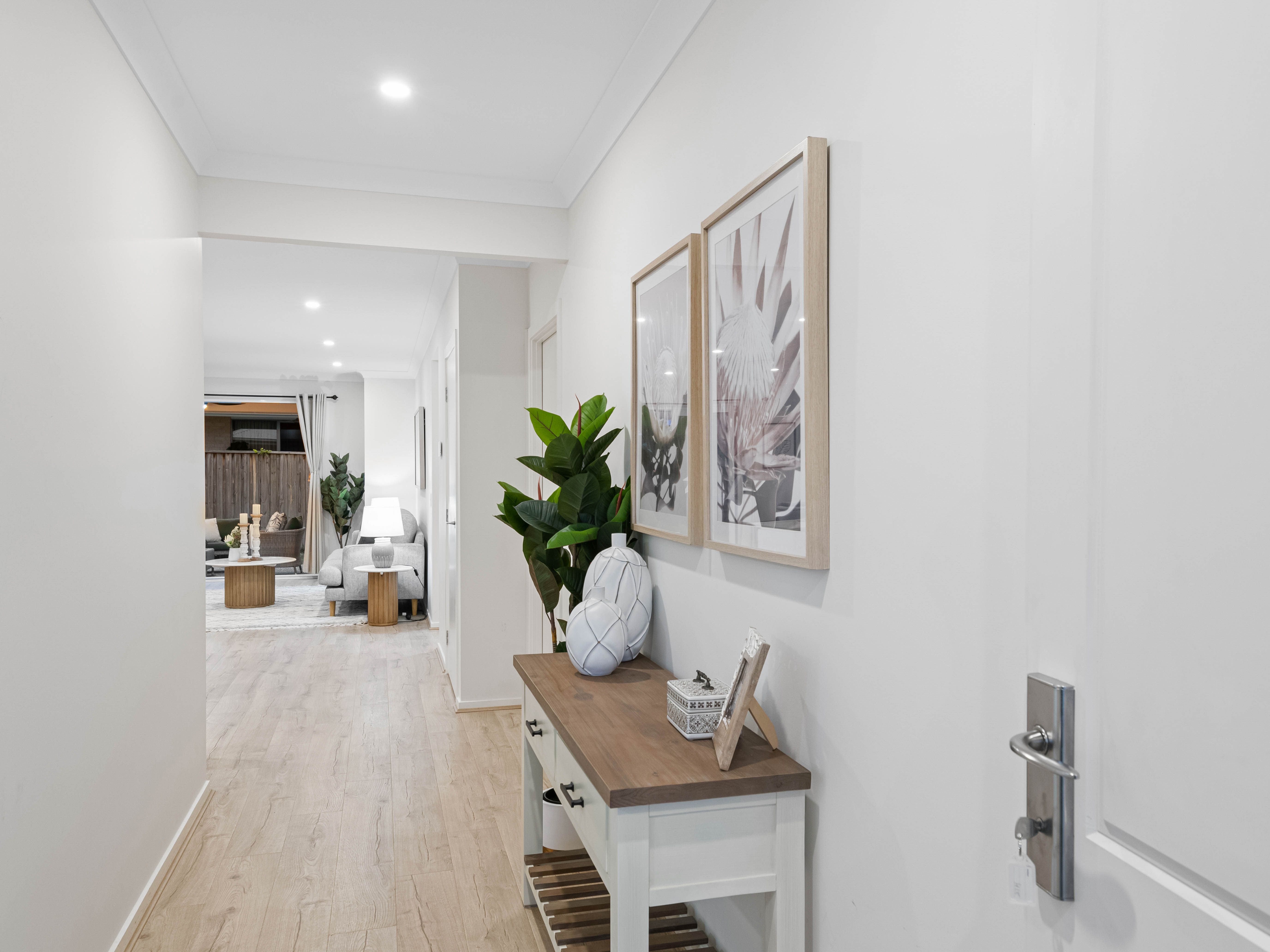 27 Hall Street, Pallara, QLD 4110