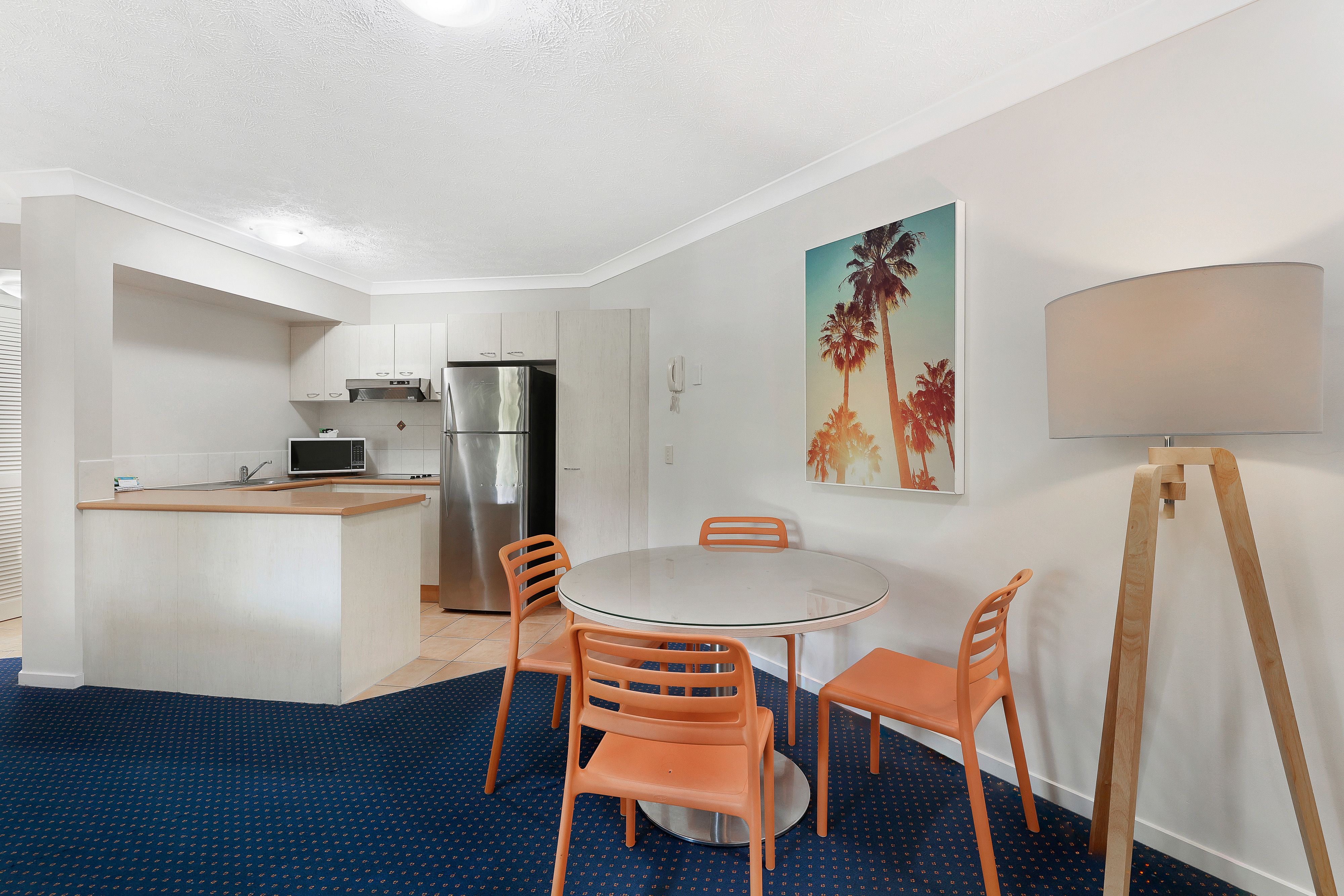 100/2342 Gold Coast Highway — photo 6 of 16