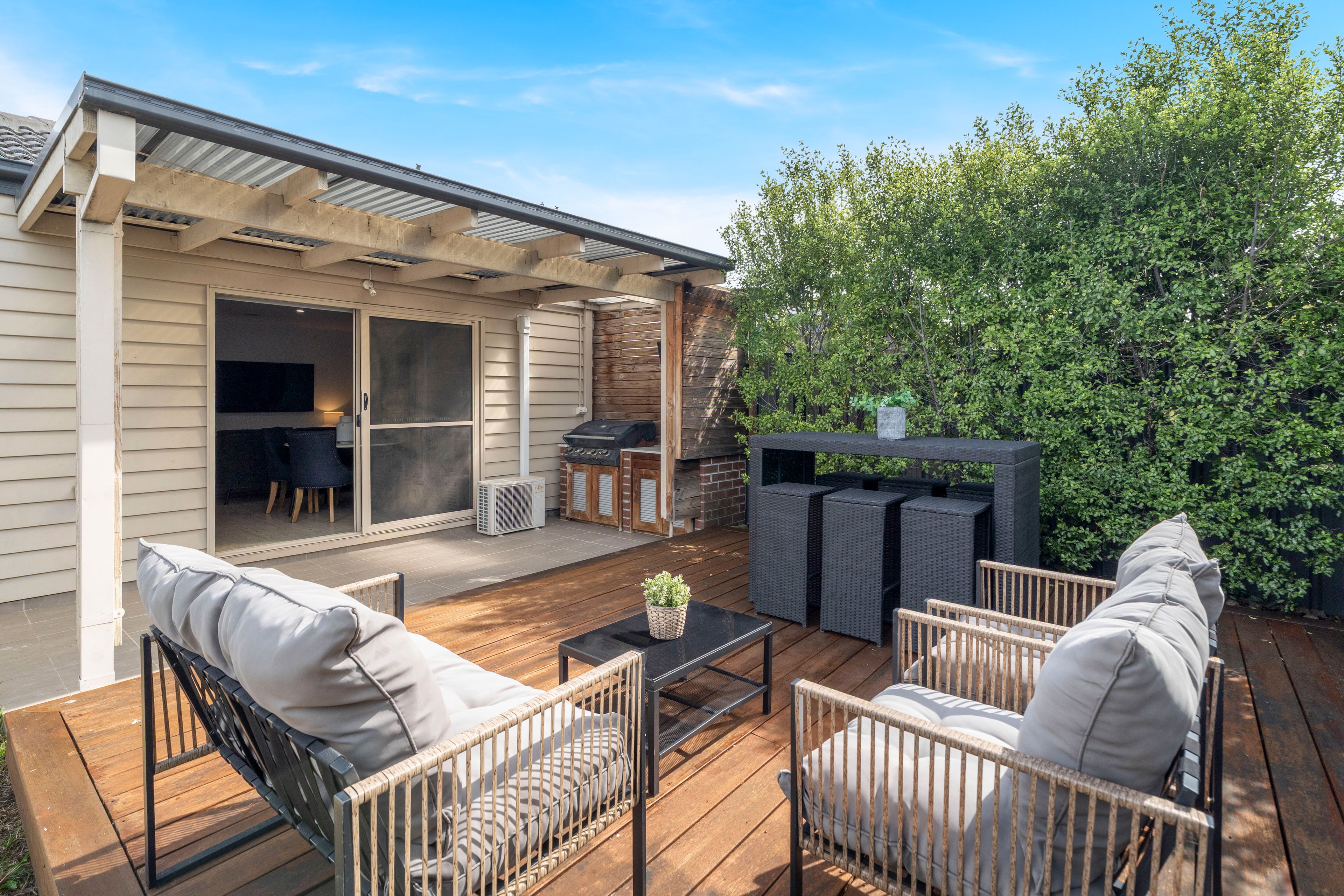 15 Penfold Street — photo 13 of 13
