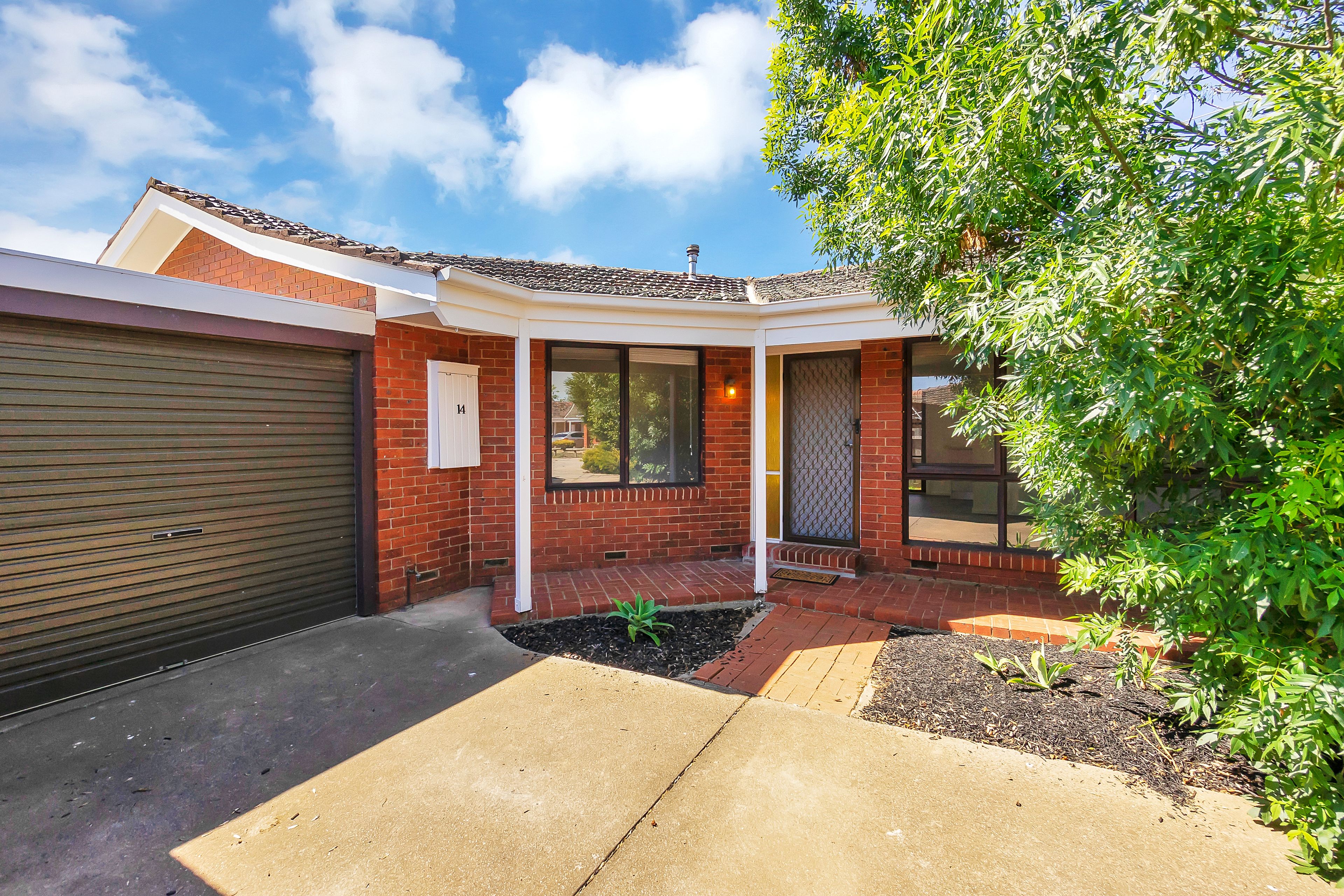 31-33 Deutgam Street, Werribee VIC 3030