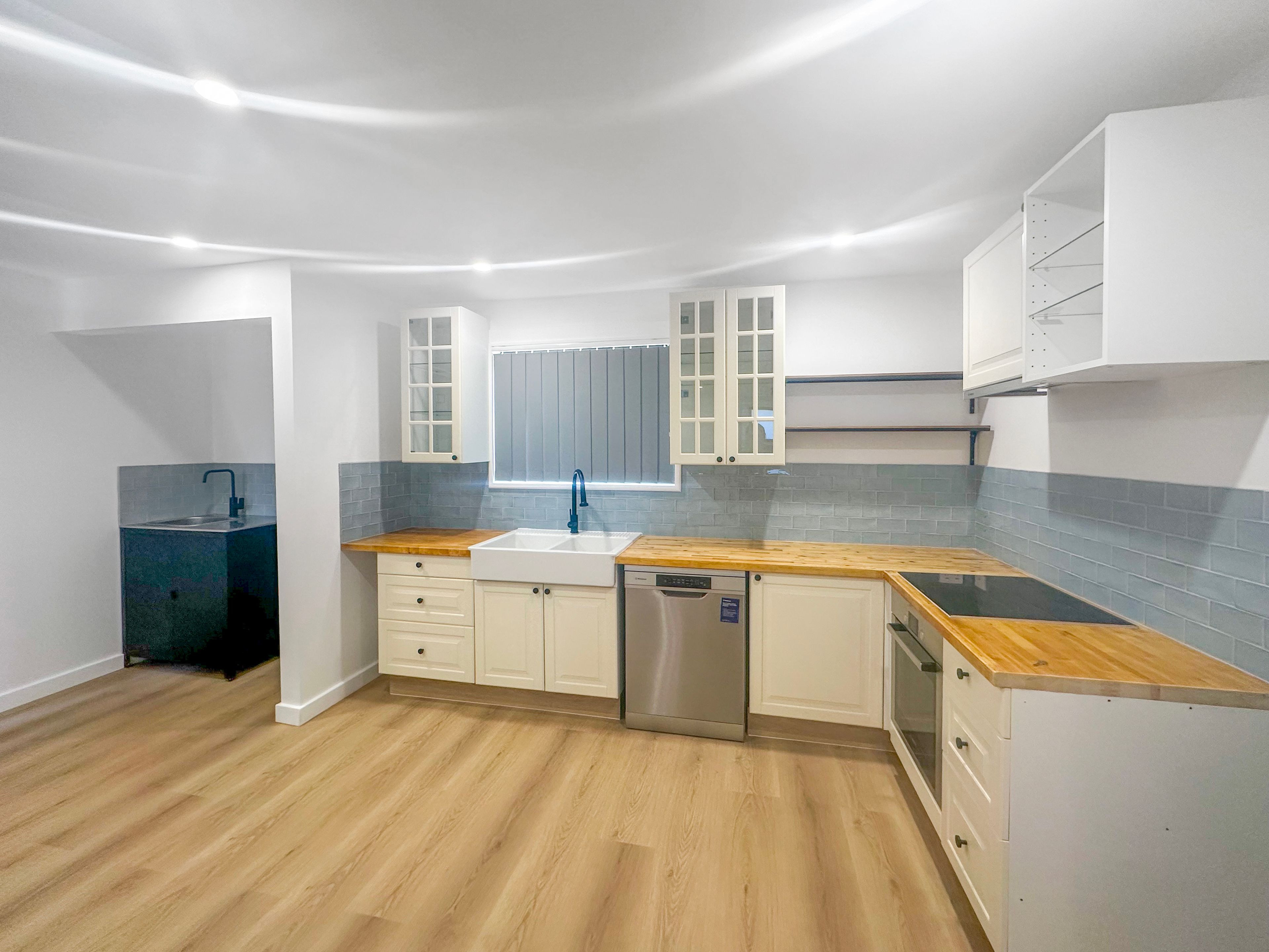 29 Warner Avenue, Tuggerawong, NSW 2259