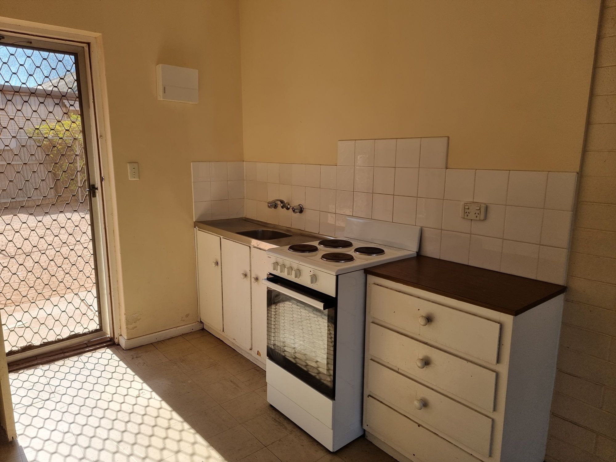 4/69 Duncan Street — photo 3 of 6