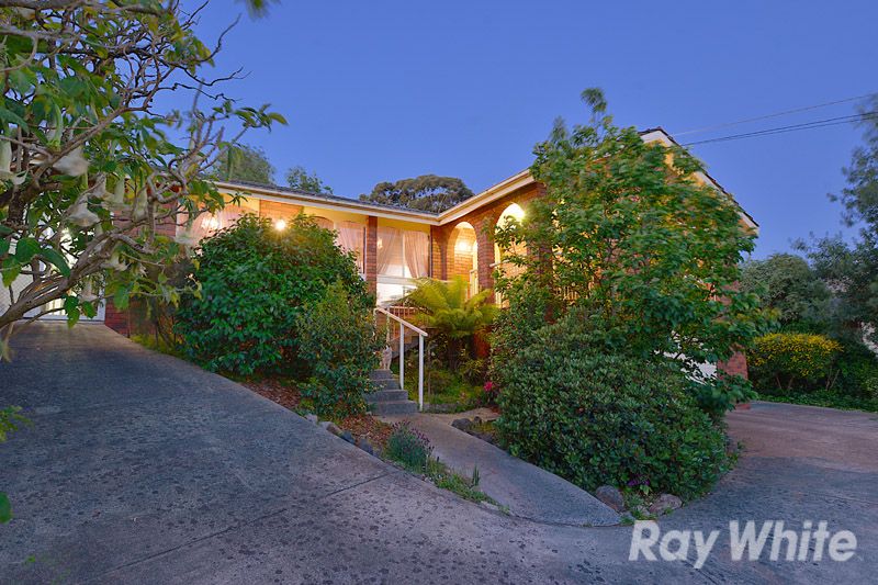 4 Vella Court, Ferntree Gully, VIC 3156