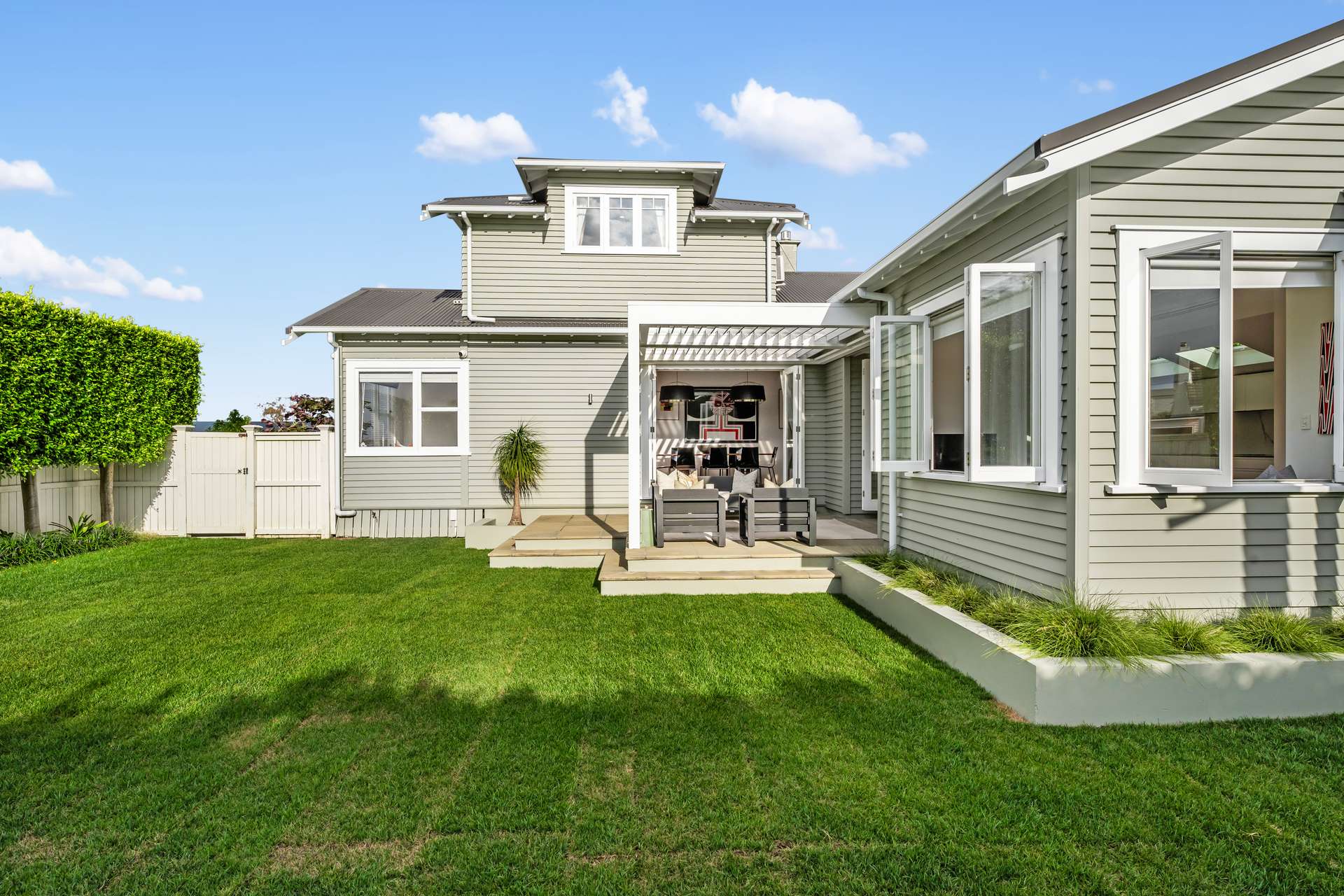 54 Lucerne Road photo 4
