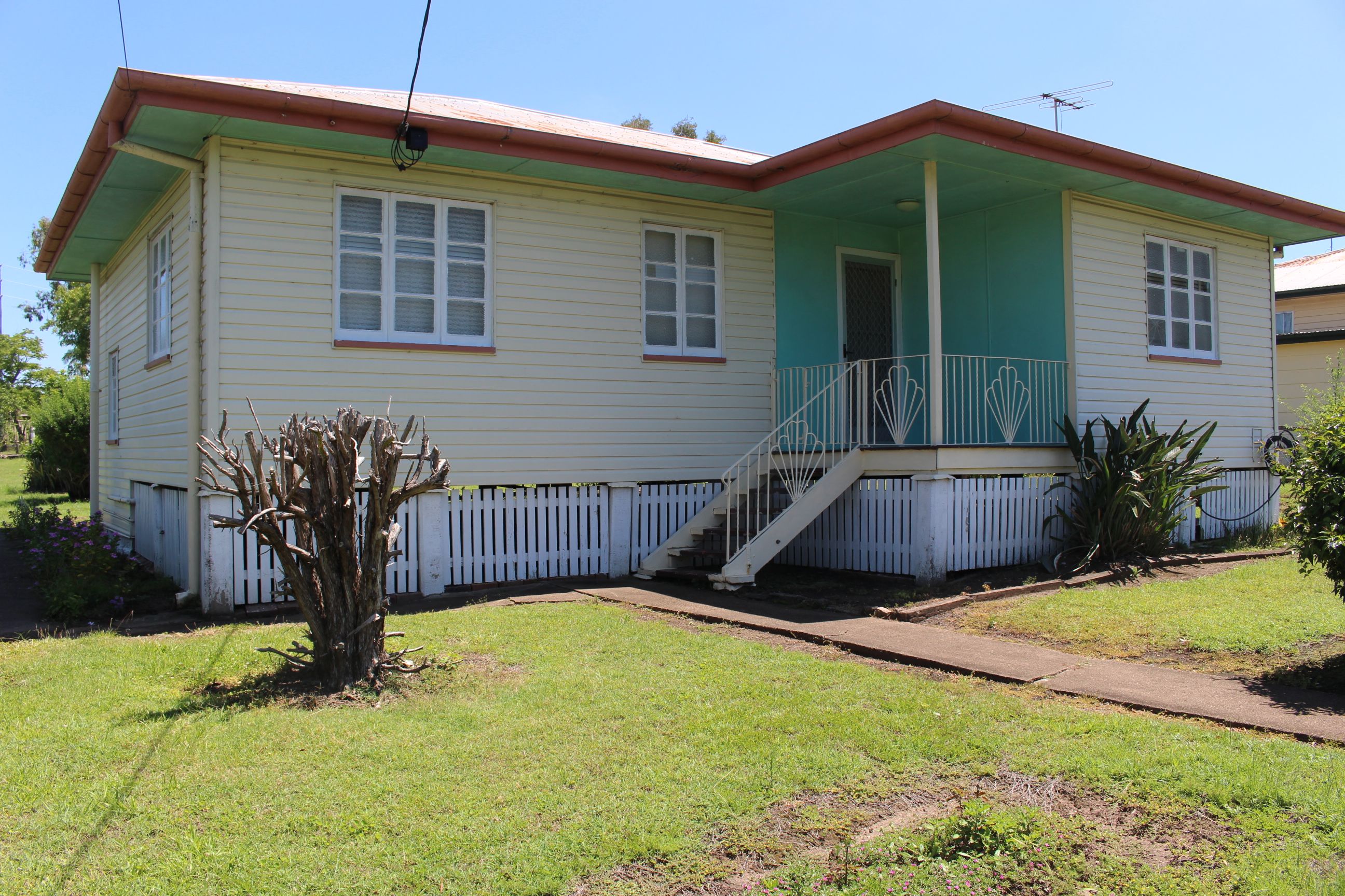 28 Sydney Street, Brassall QLD 4305