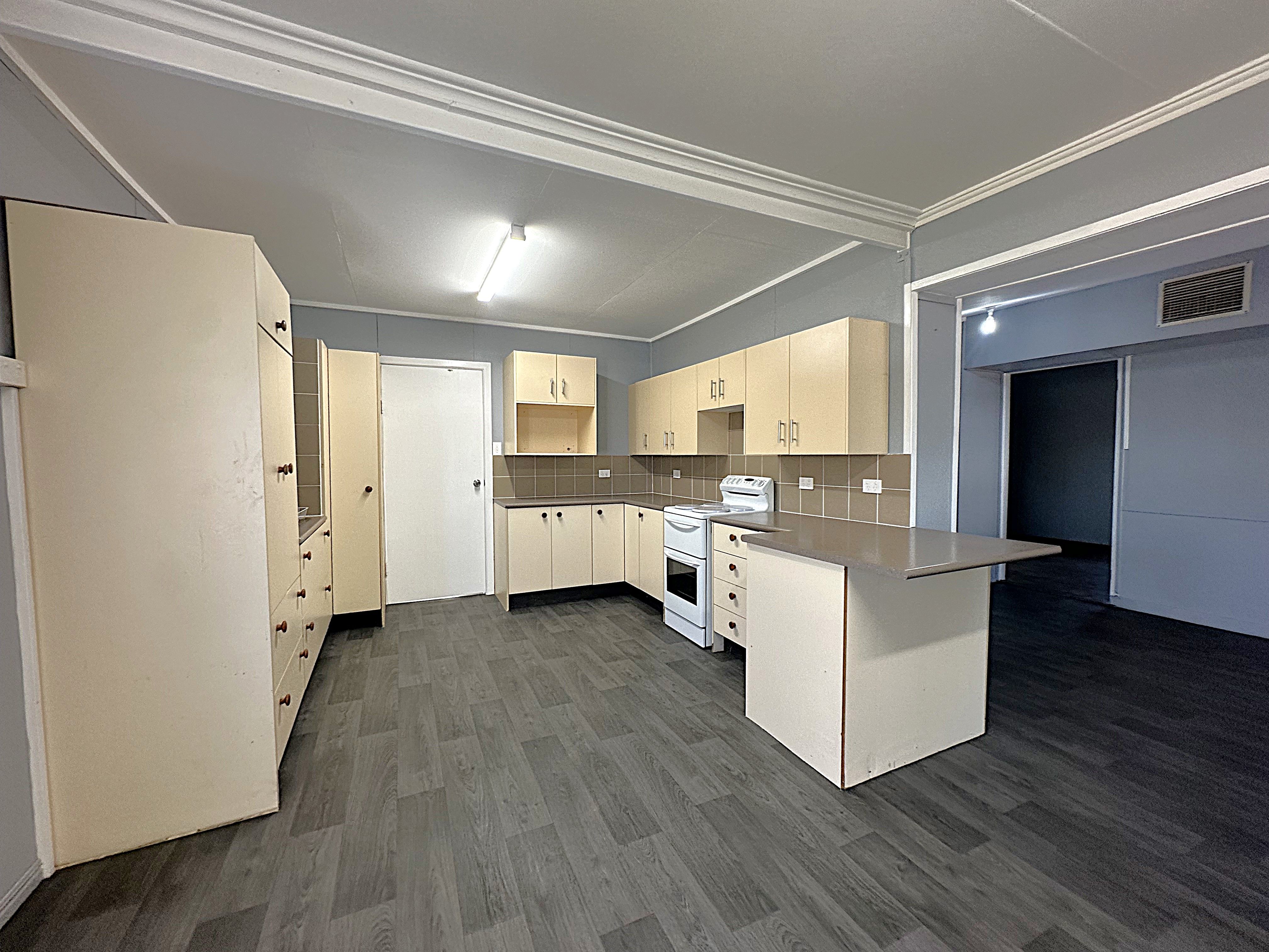 119 Kingfisher Street, Longreach, QLD 4730