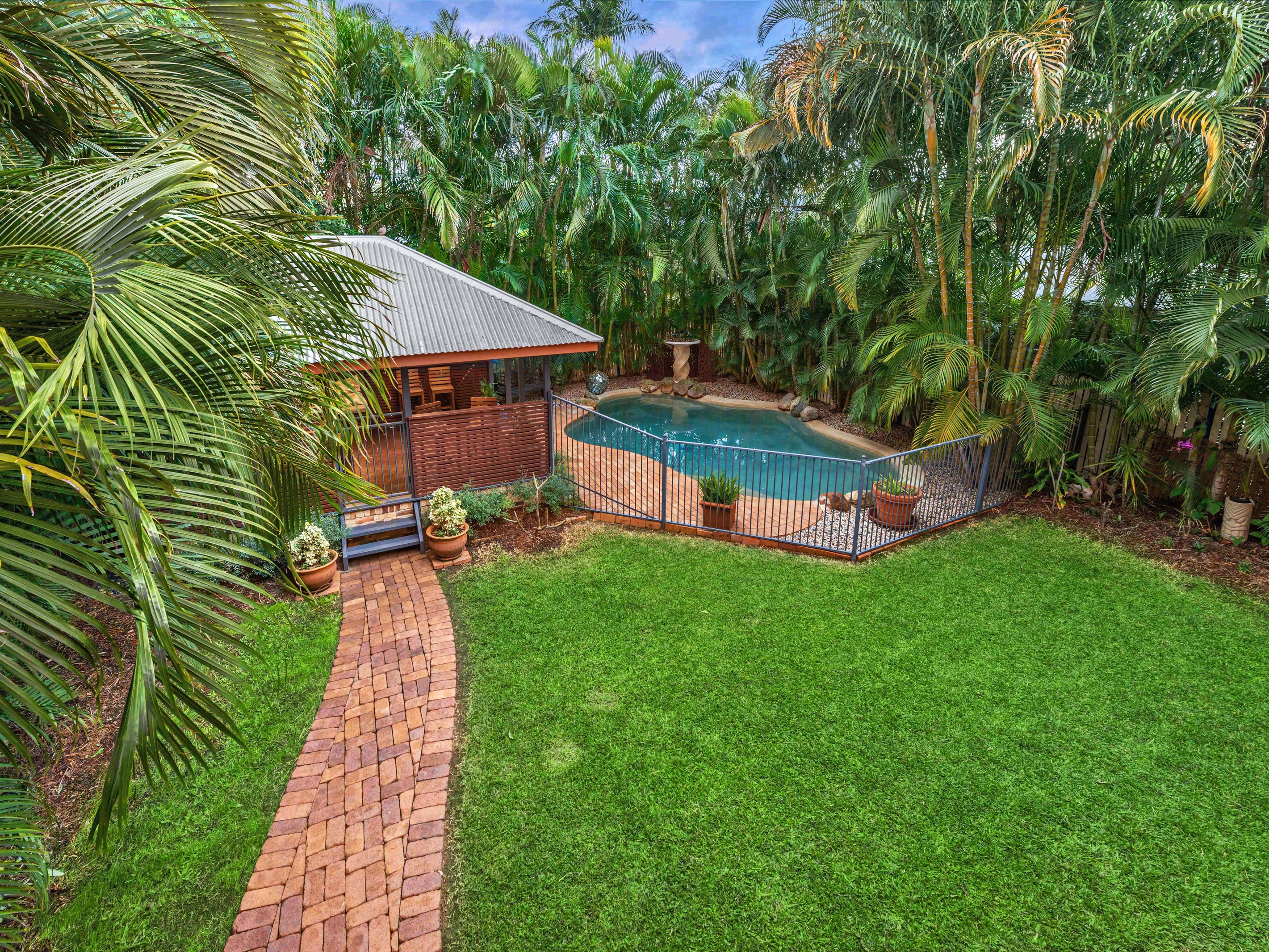 87 Lindsay Street, Hawthorne, QLD 4171