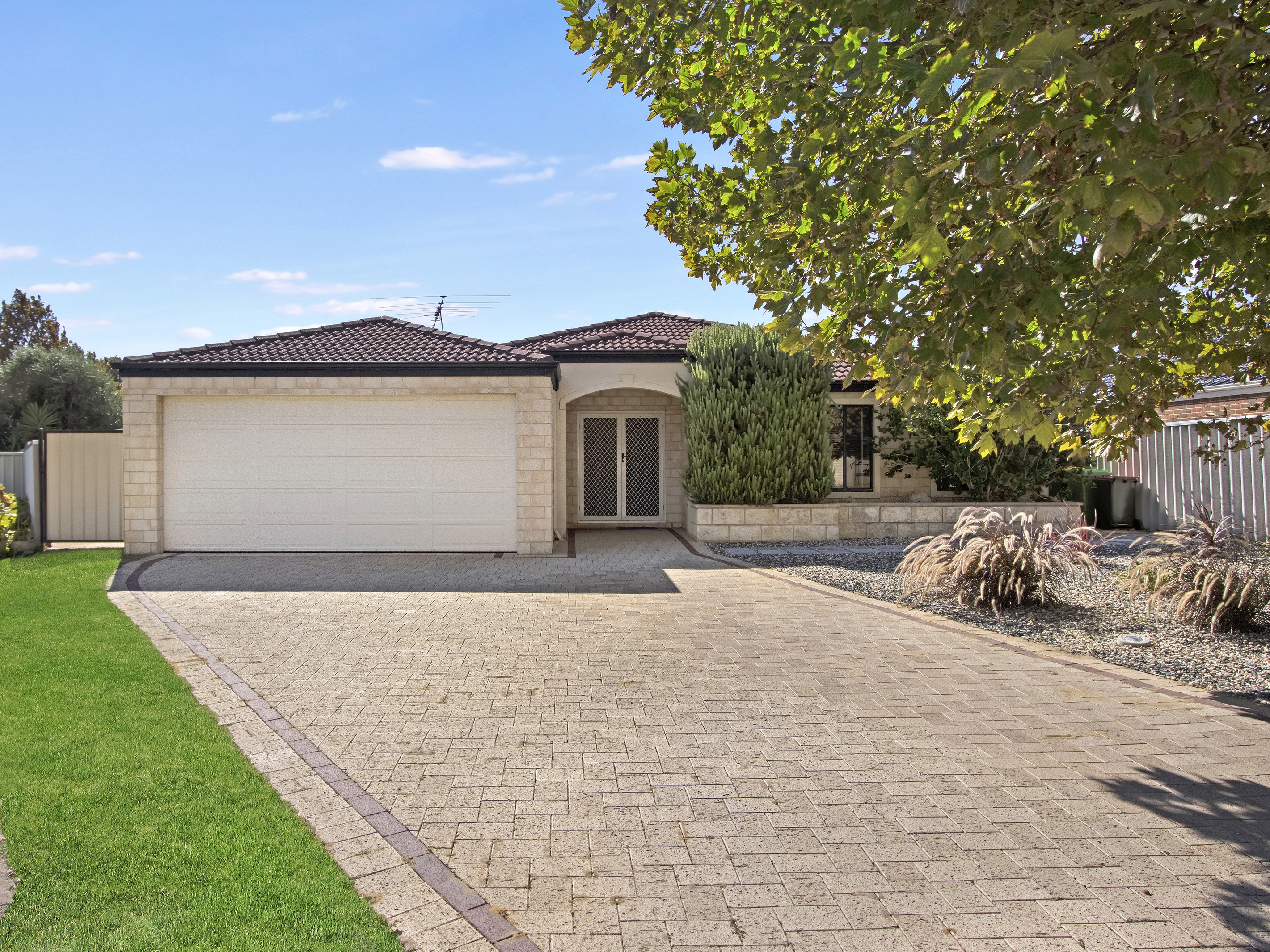 21 Merida Loop, Port Kennedy, WA 6172