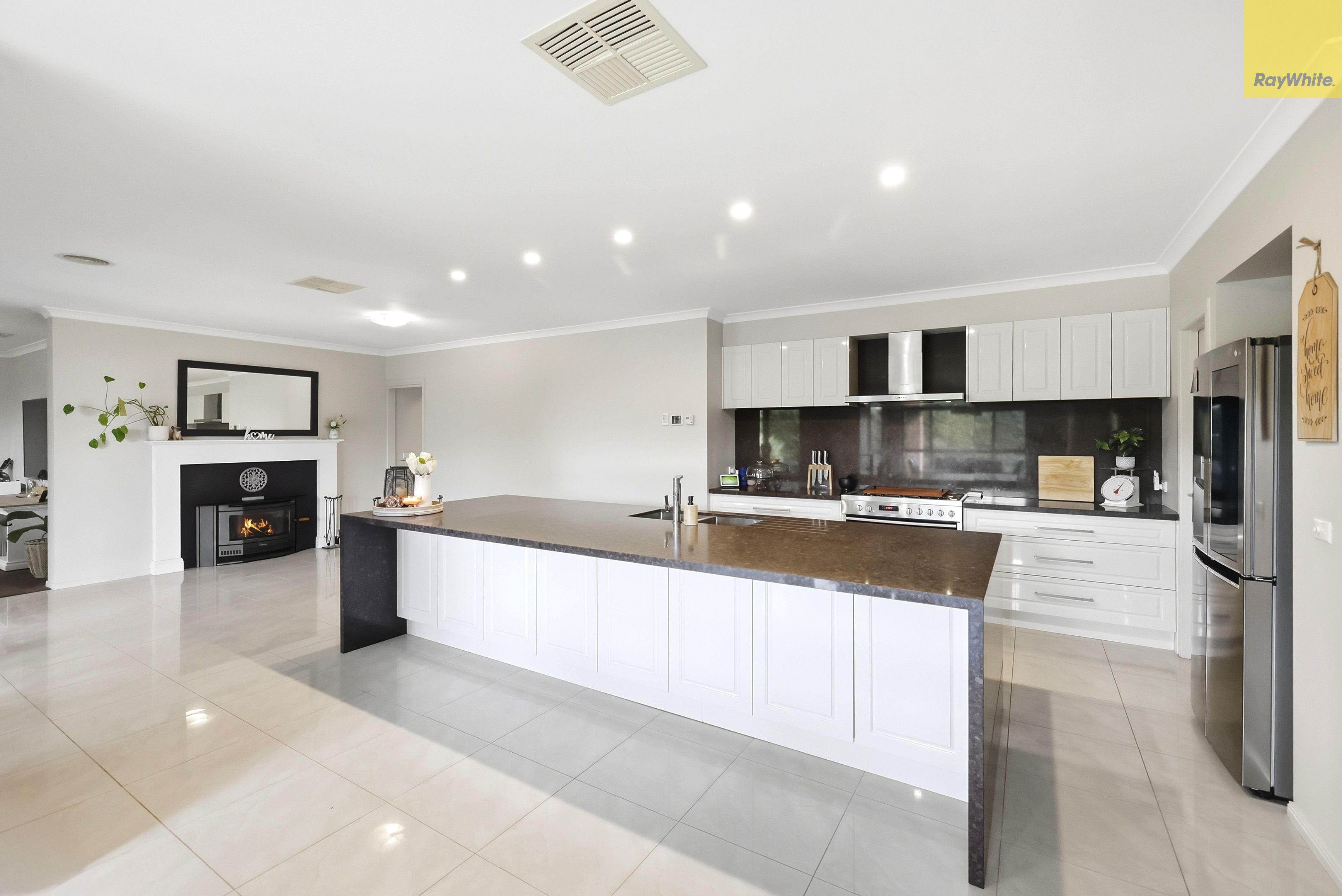 17 Ruddick Place — photo 6 of 30