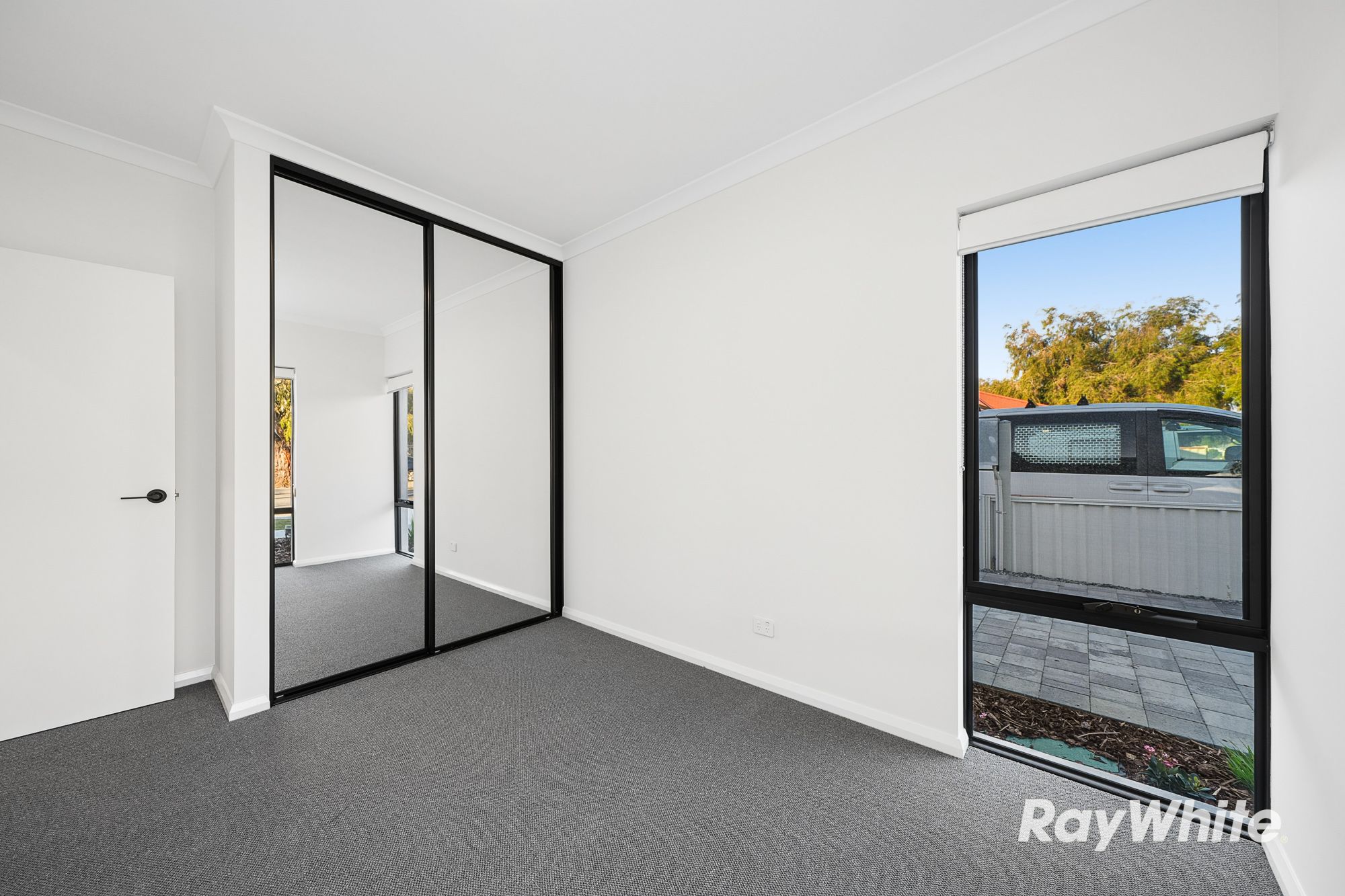 28C Scaddan Street — photo 12 of 30