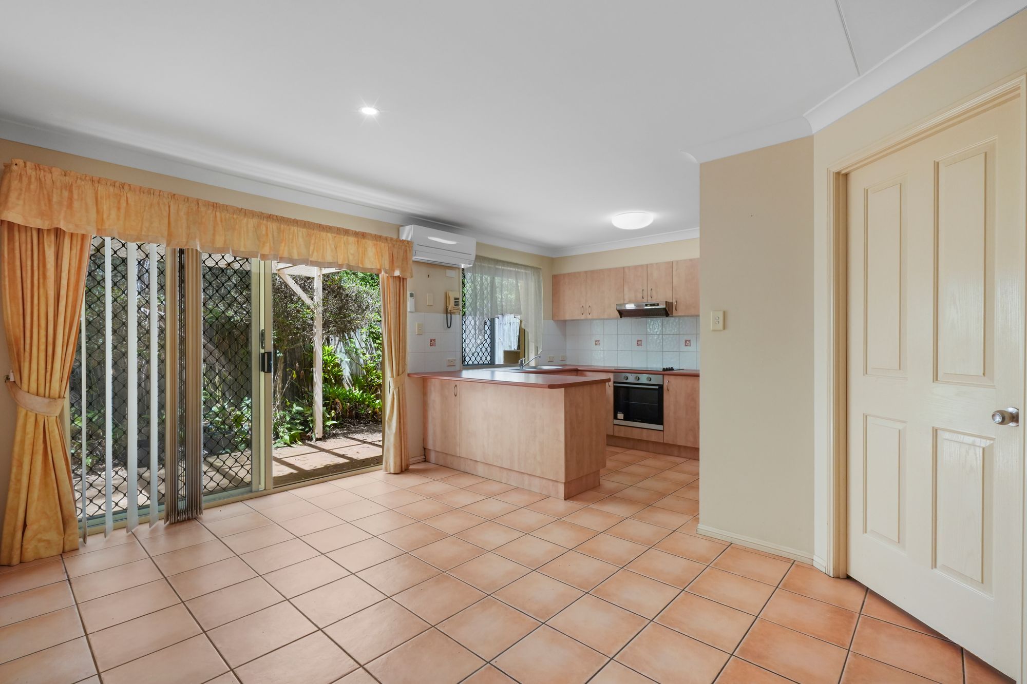 23/62 Coora Street — photo 6 of 22