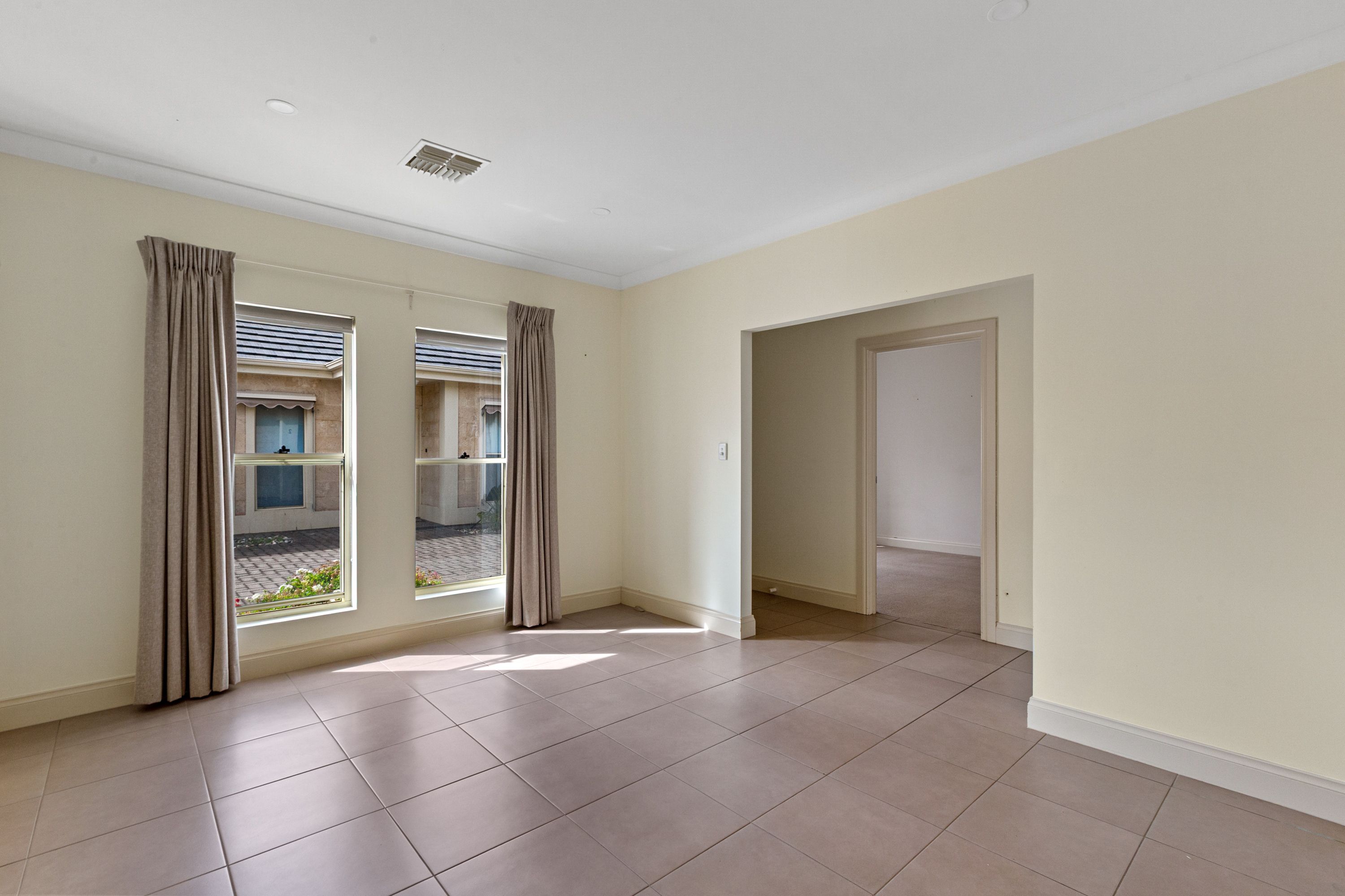 2/27-29 Airdrie Avenue, Seaton, SA 5023