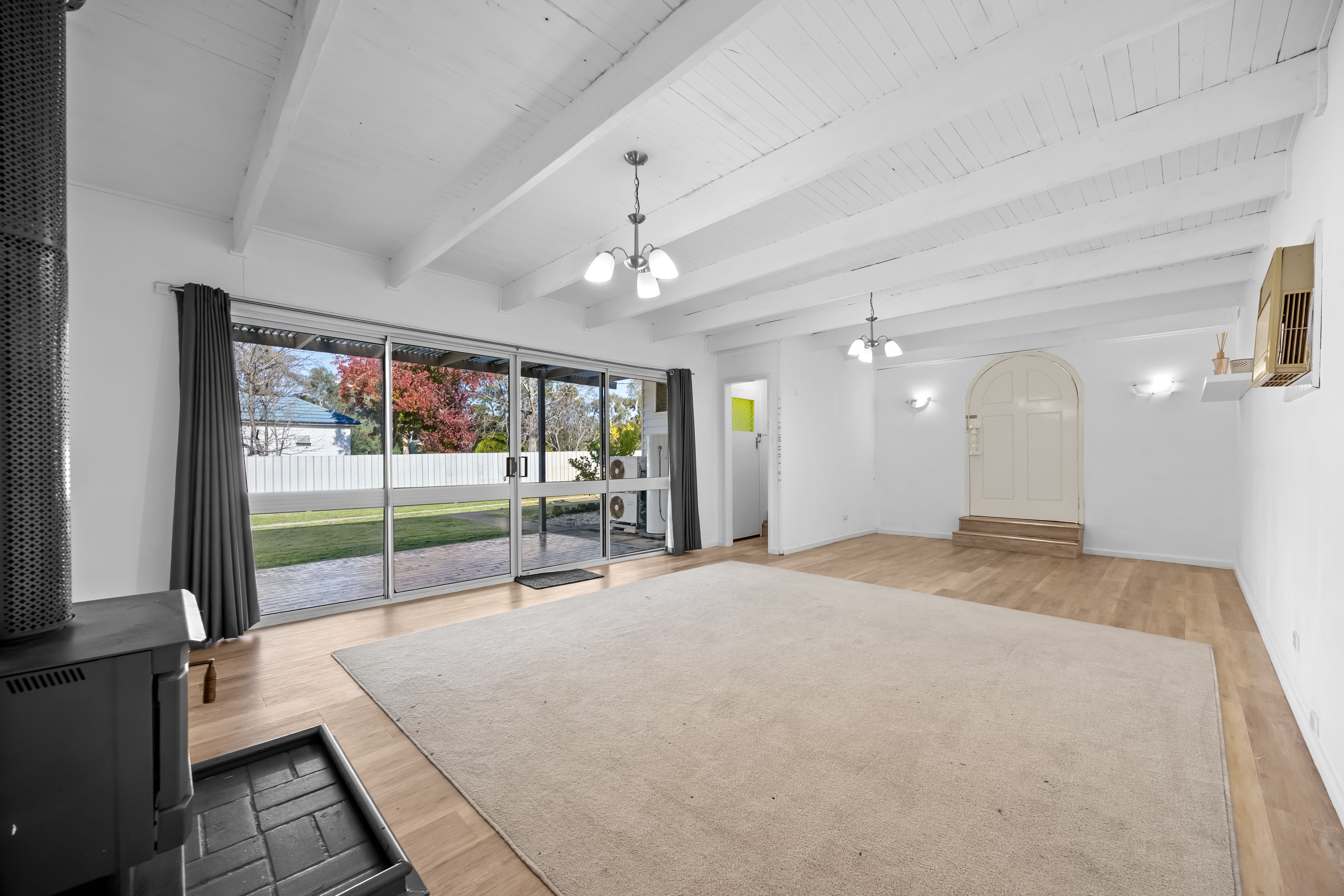 18 Acacia Avenue — photo 6 of 23