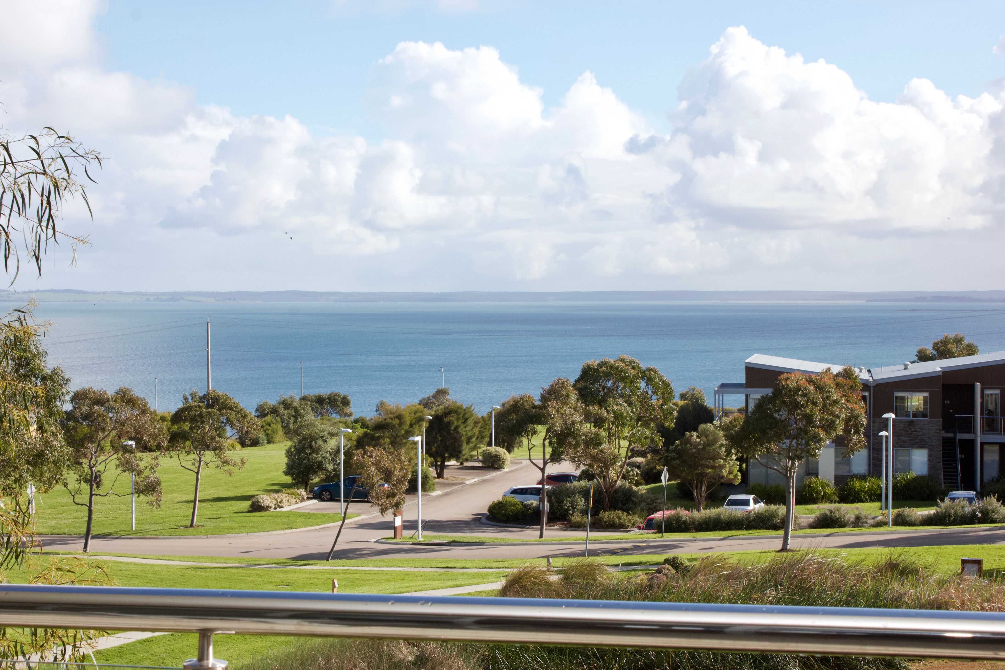 17 Potters Hill Road, San Remo VIC 3925