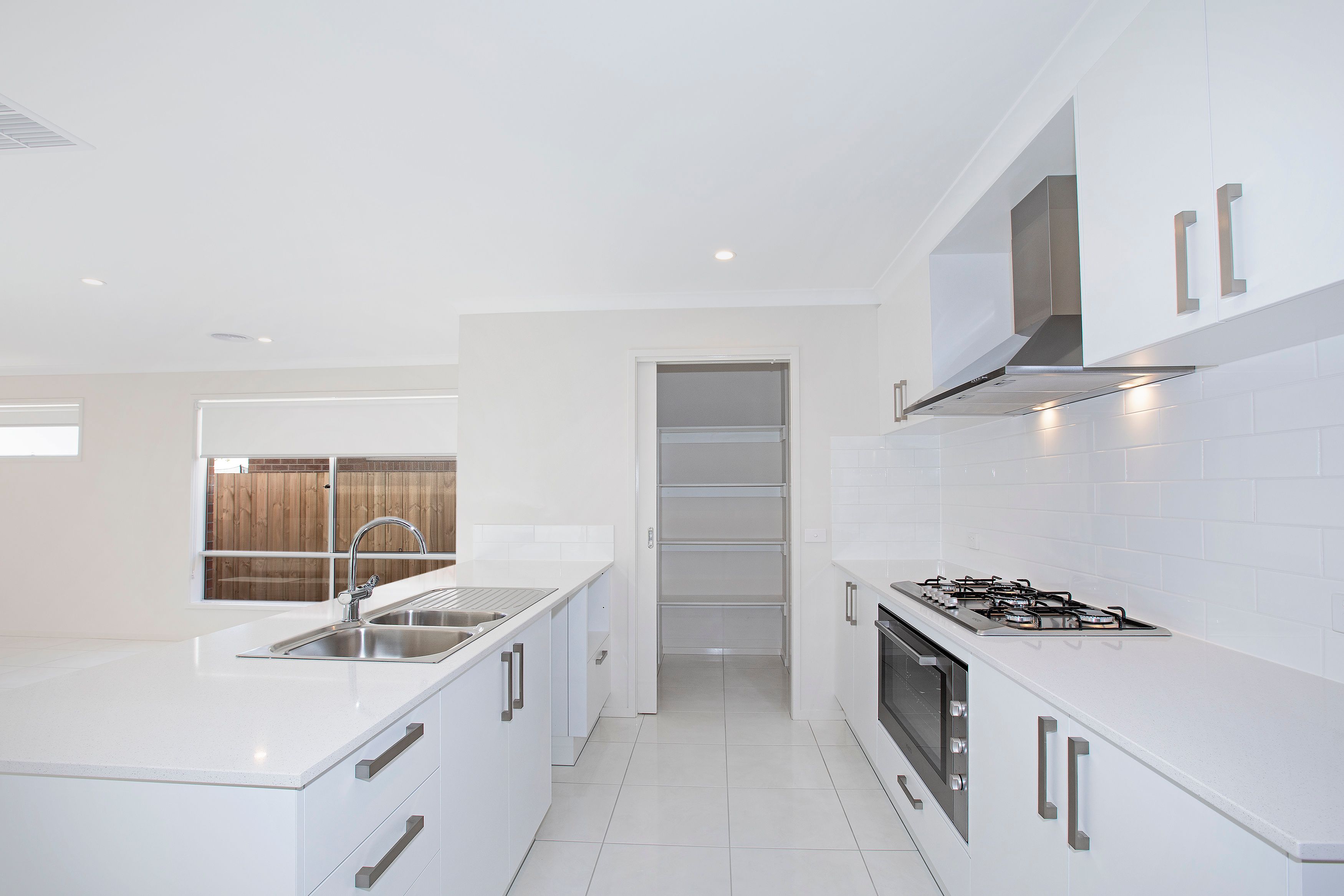 250 Warralily Boulevard, Armstrong Creek, VIC 3217