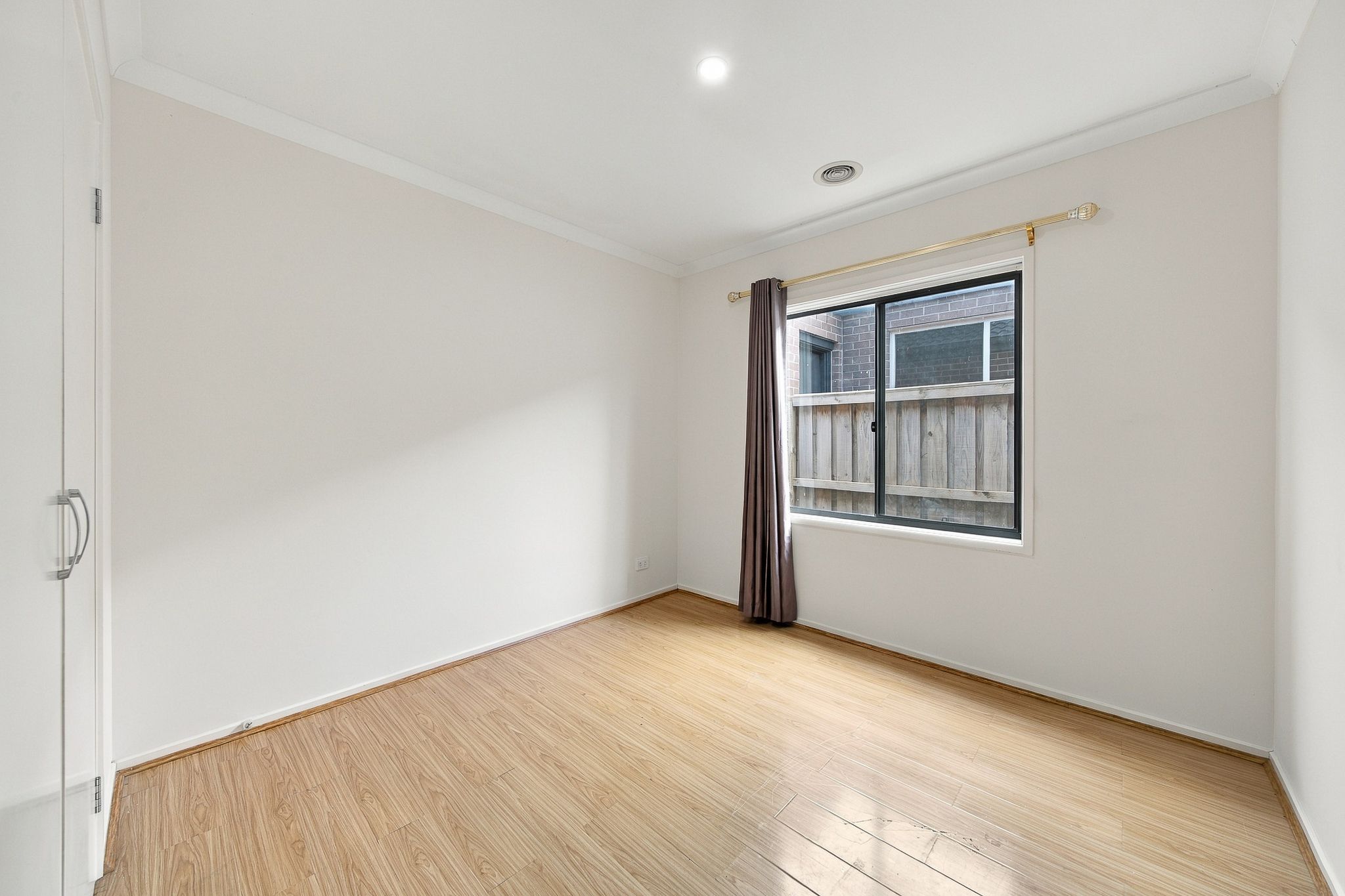 242 Duff Street — photo 13 of 19