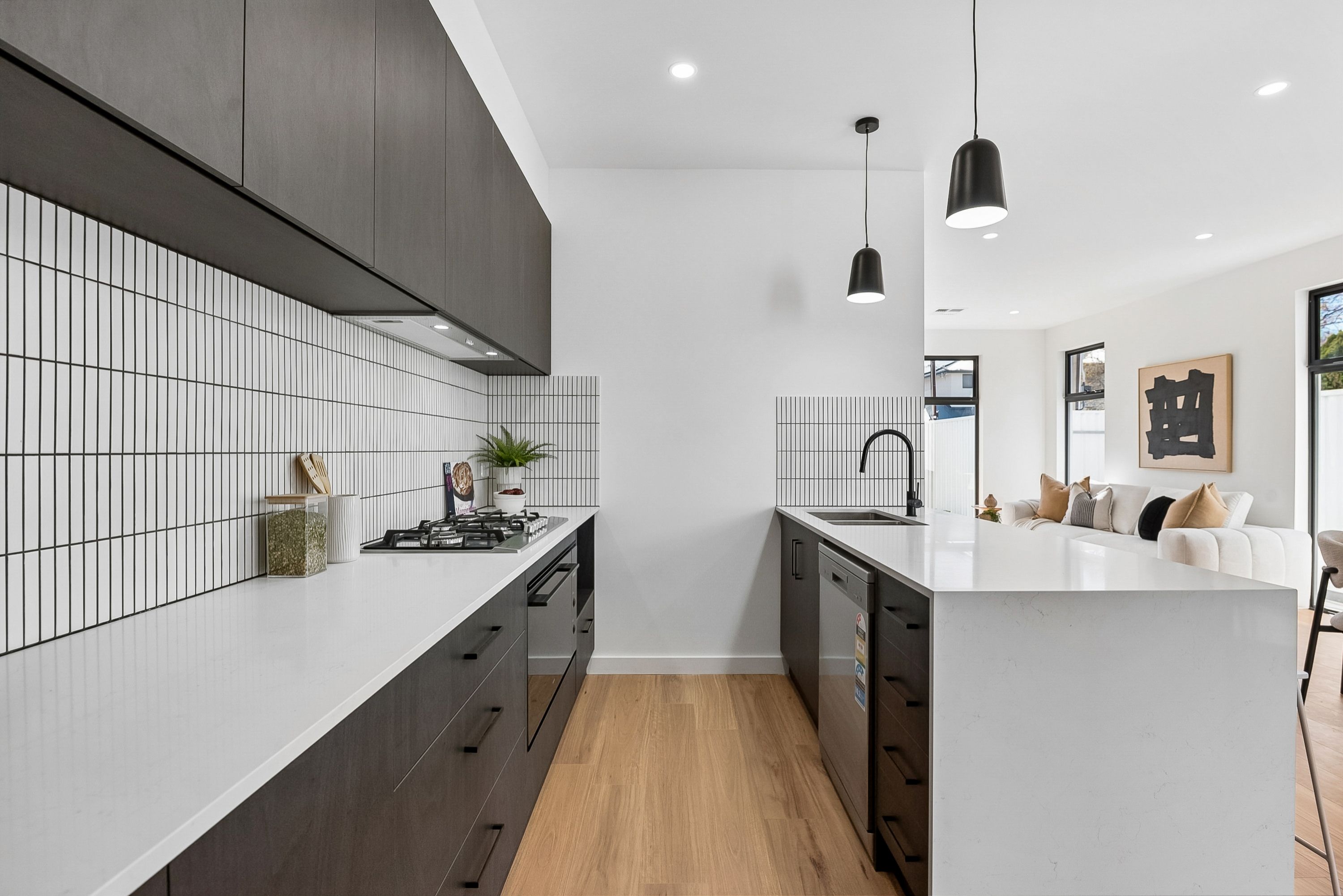 1/26 Dudley Avenue — photo 4 of 19