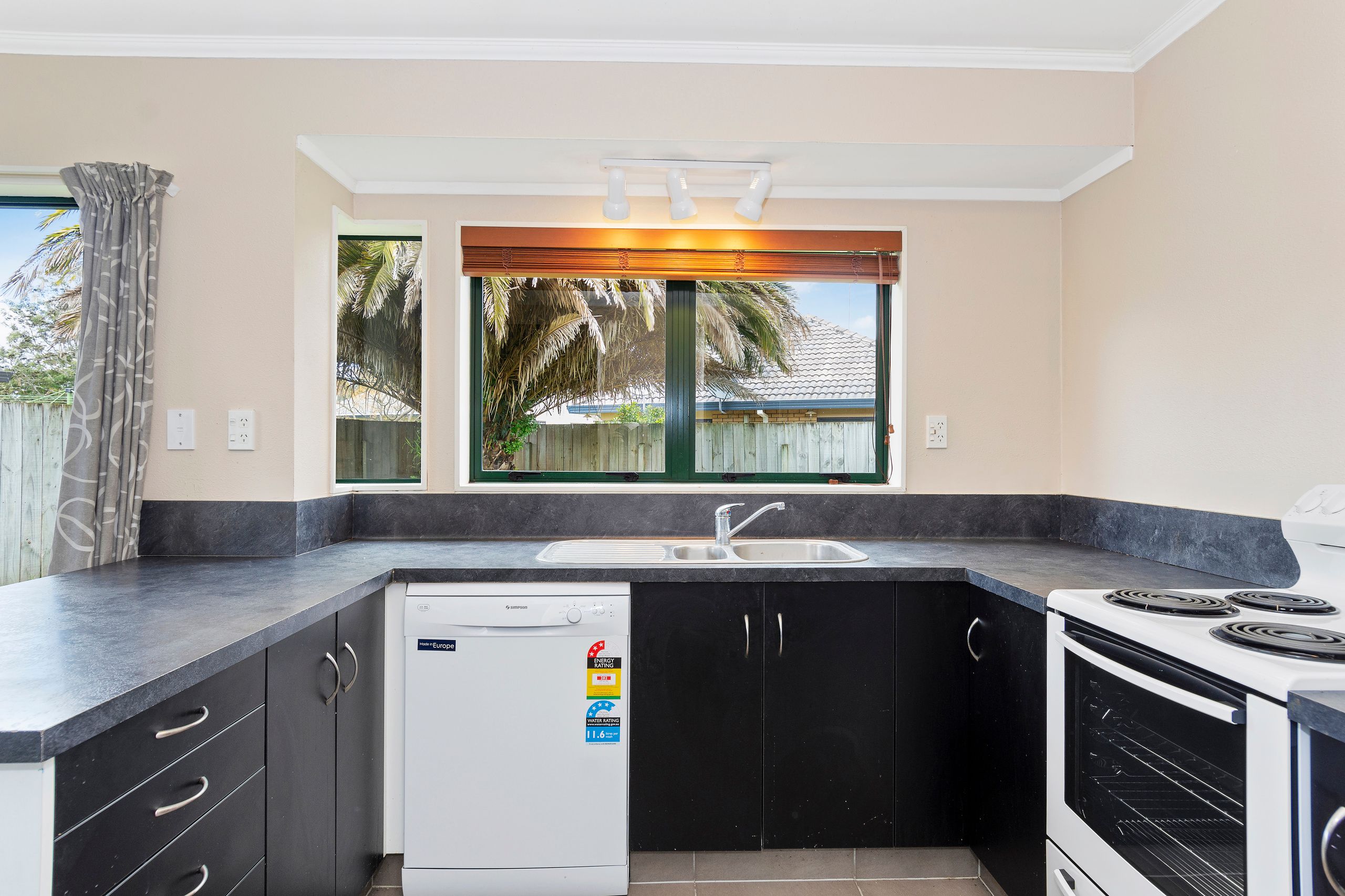 15 Romana Crescent, Papamoa, Bay of Plenty