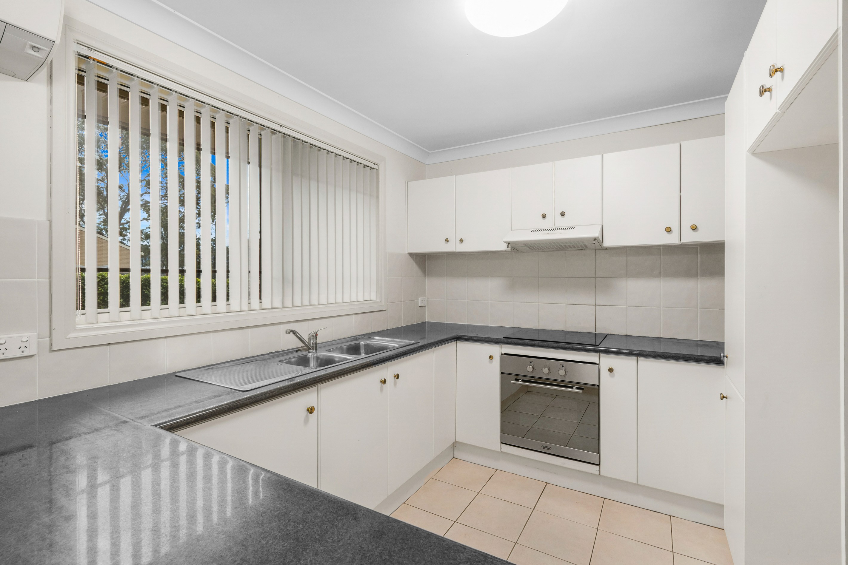 7/1 Gilba Road, Koonawarra, NSW 2530