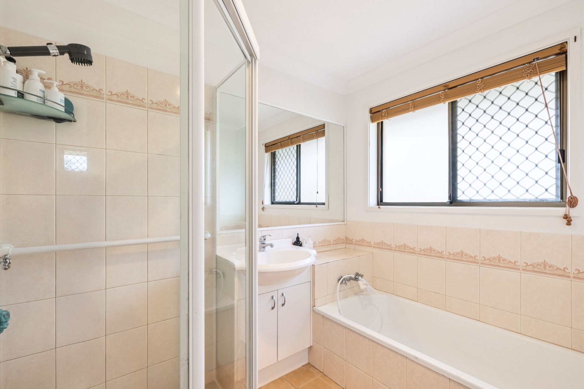 16 Voltaire Street — photo 10 of 23