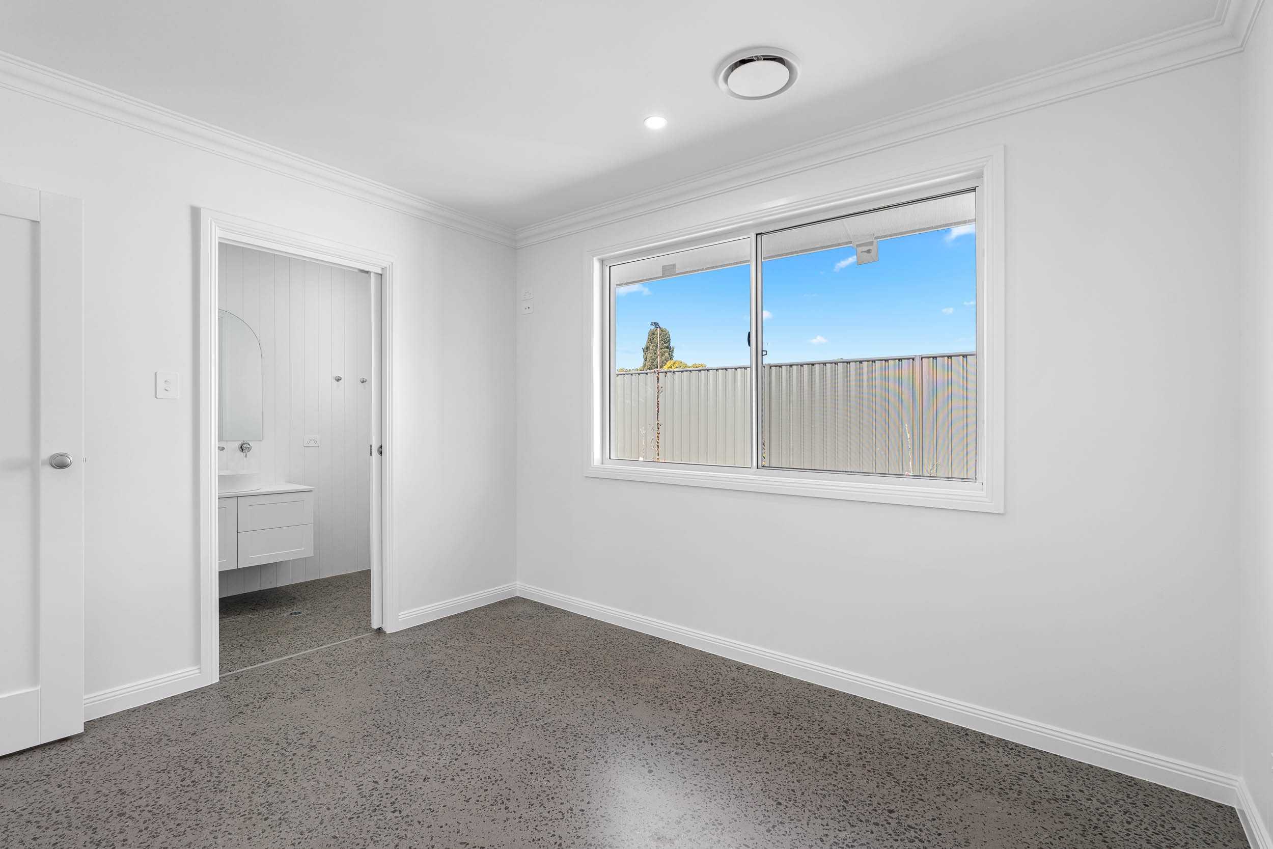 21 Lagoon Street, Goulburn, NSW 2580