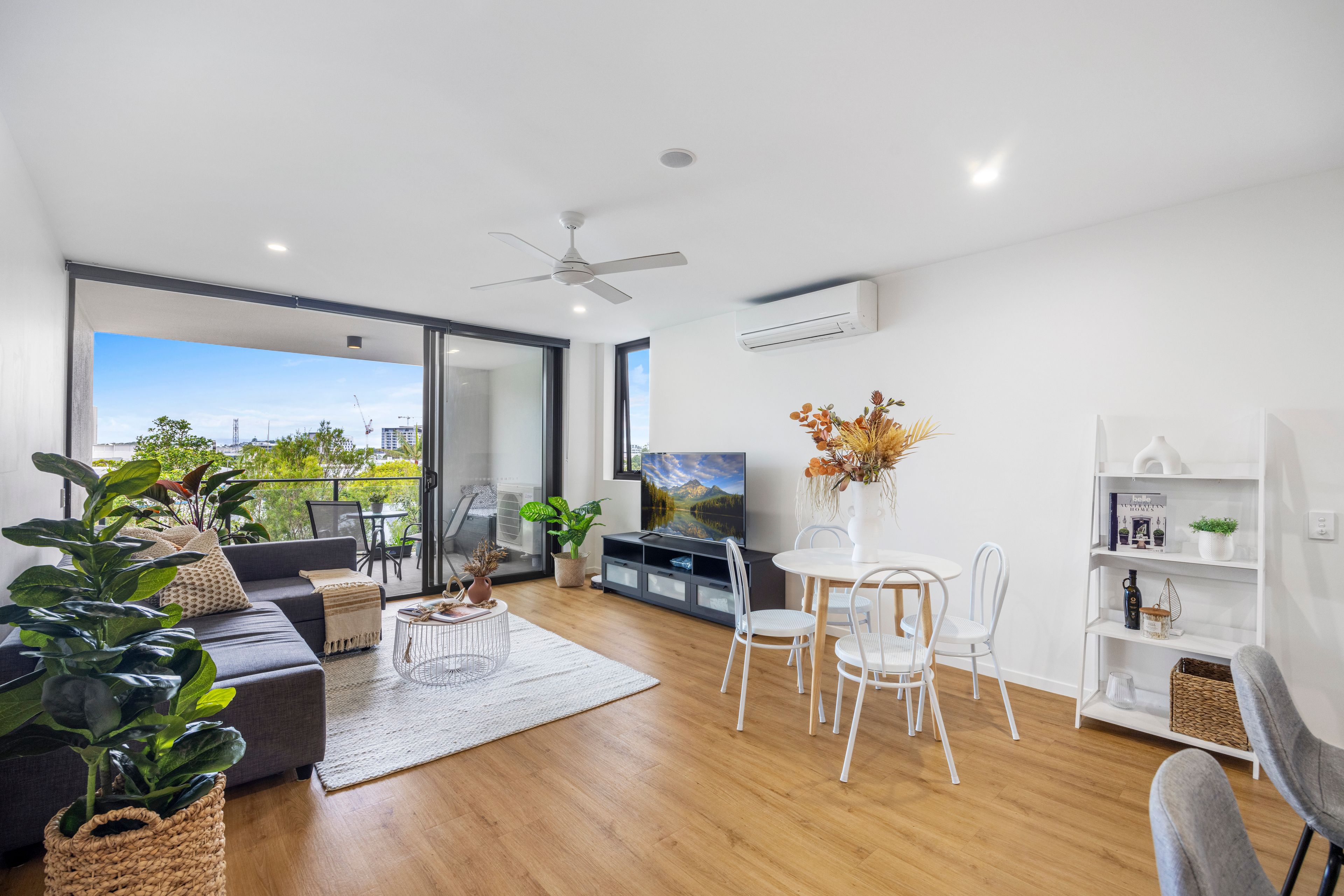 20 Beach Road, Maroochydore QLD 4558