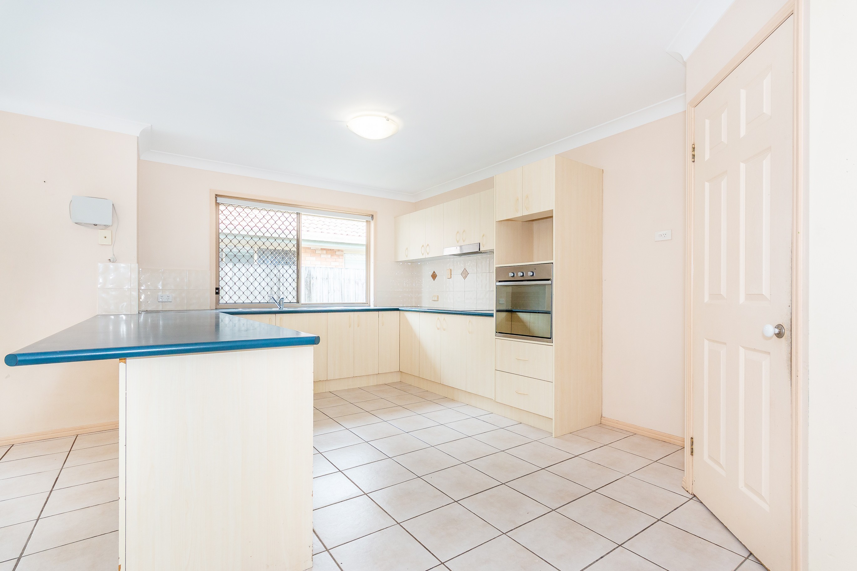 2 Vine Court, Kippa-Ring, QLD 4021