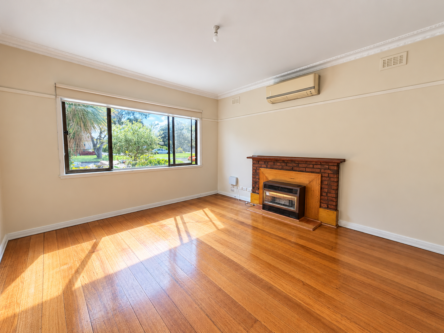 21 Main Road, Clayton South, VIC 3169