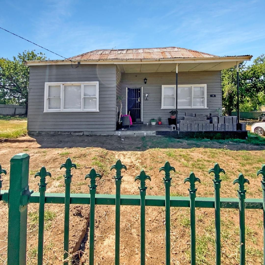 4 Knape Street, Long Gully VIC 3550